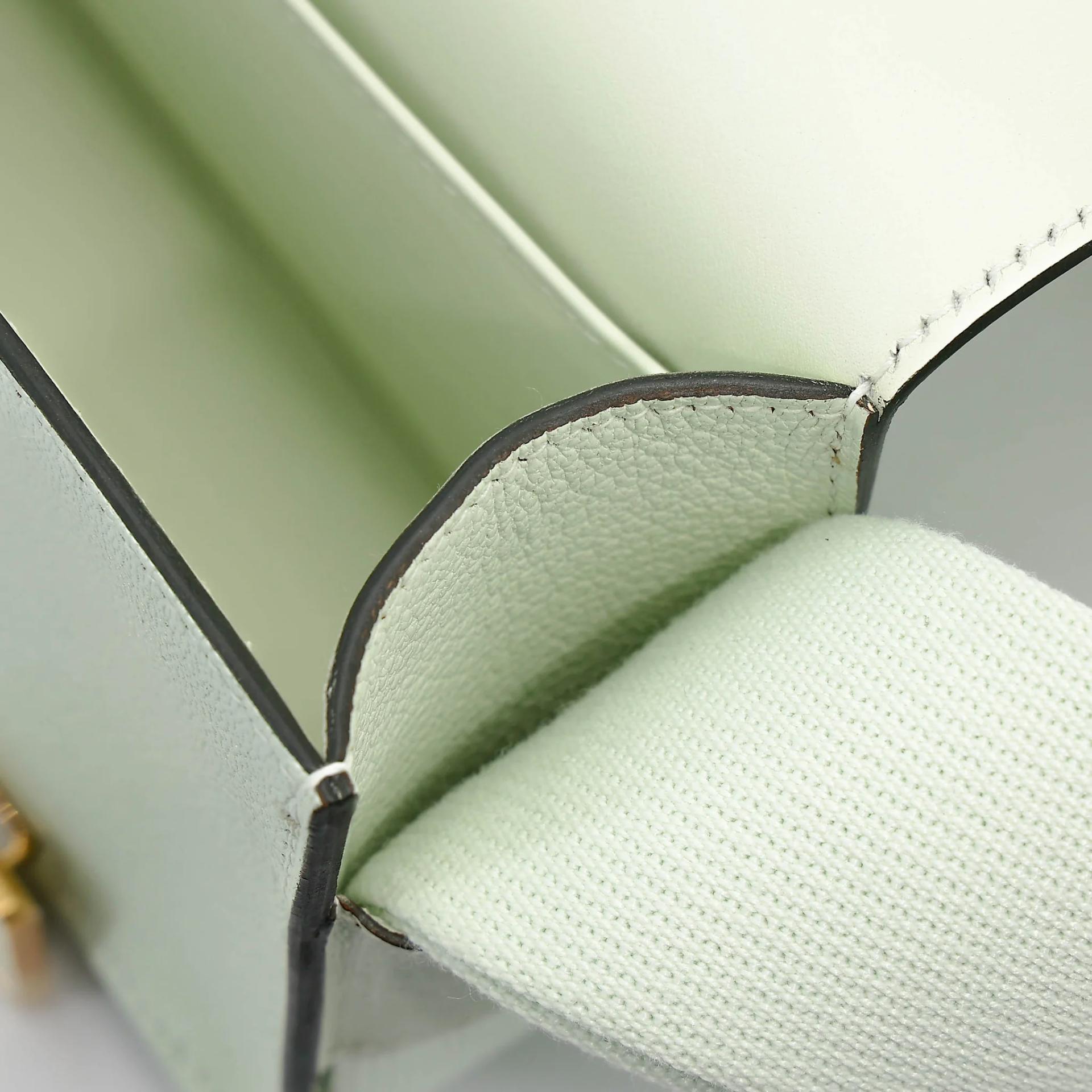 Very Good ( Rank A) HERMÈS Geta Vert Fizz (0S) Chevre Gold hardware B (2023) - 18