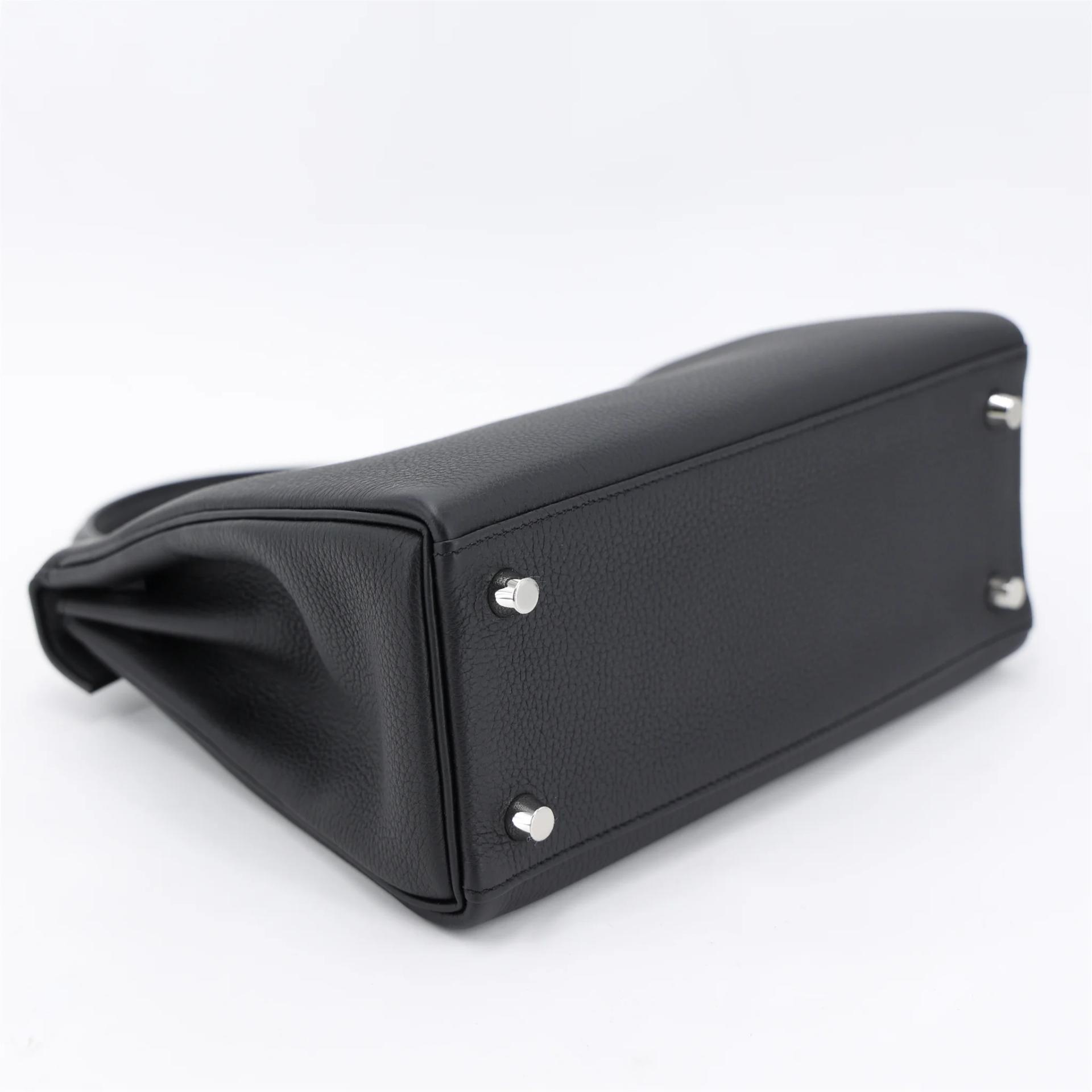 Brand New ( Rank N ) HERMÈS Kelly 25 Noir (89) Togo Brushed Palladium K (2025) - 6