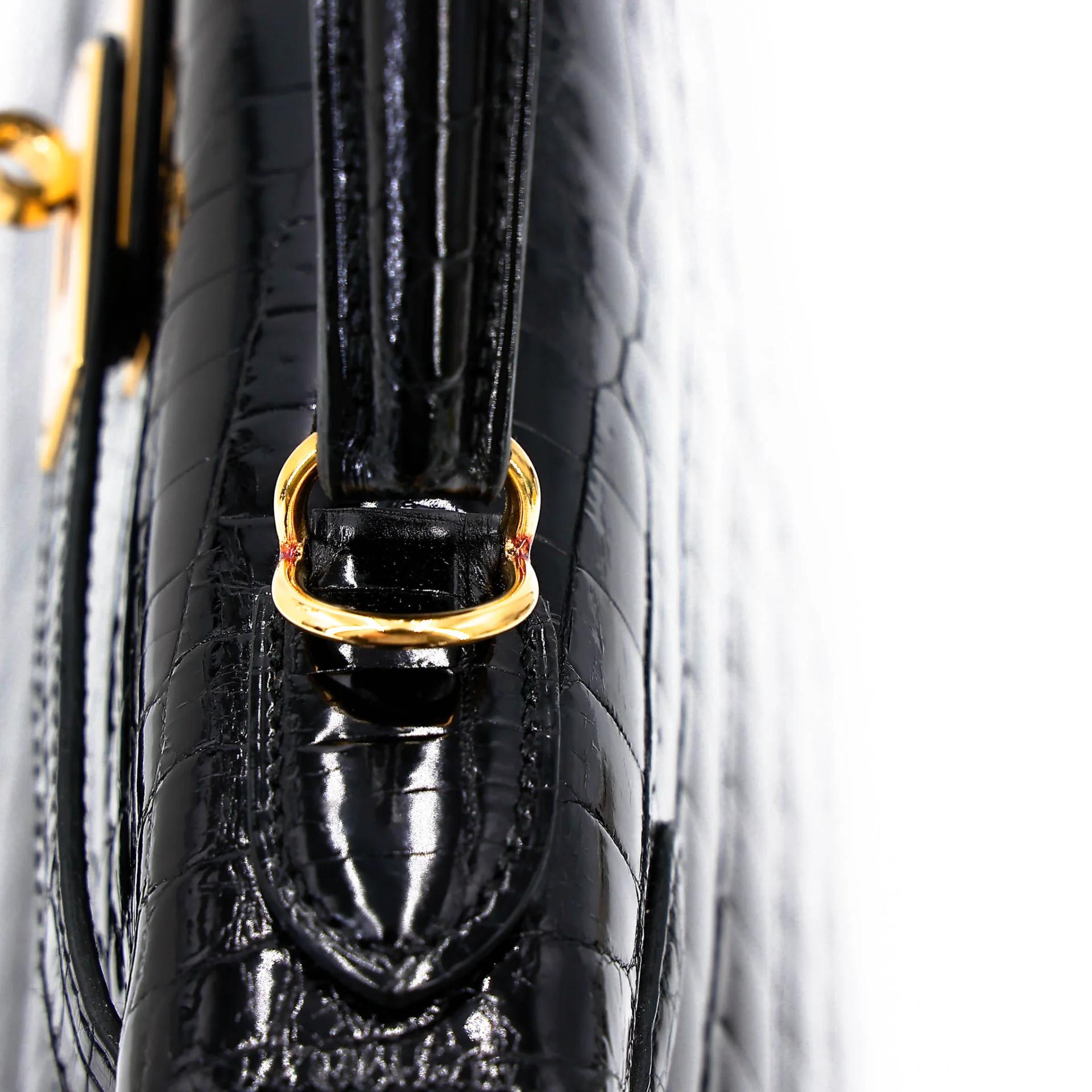 Very Good ( Rank A) HERMÈS Kelly 28 Sellier Noir (89) Shiny Niloticus Crocodile Gold hardware X (2016) - 4
