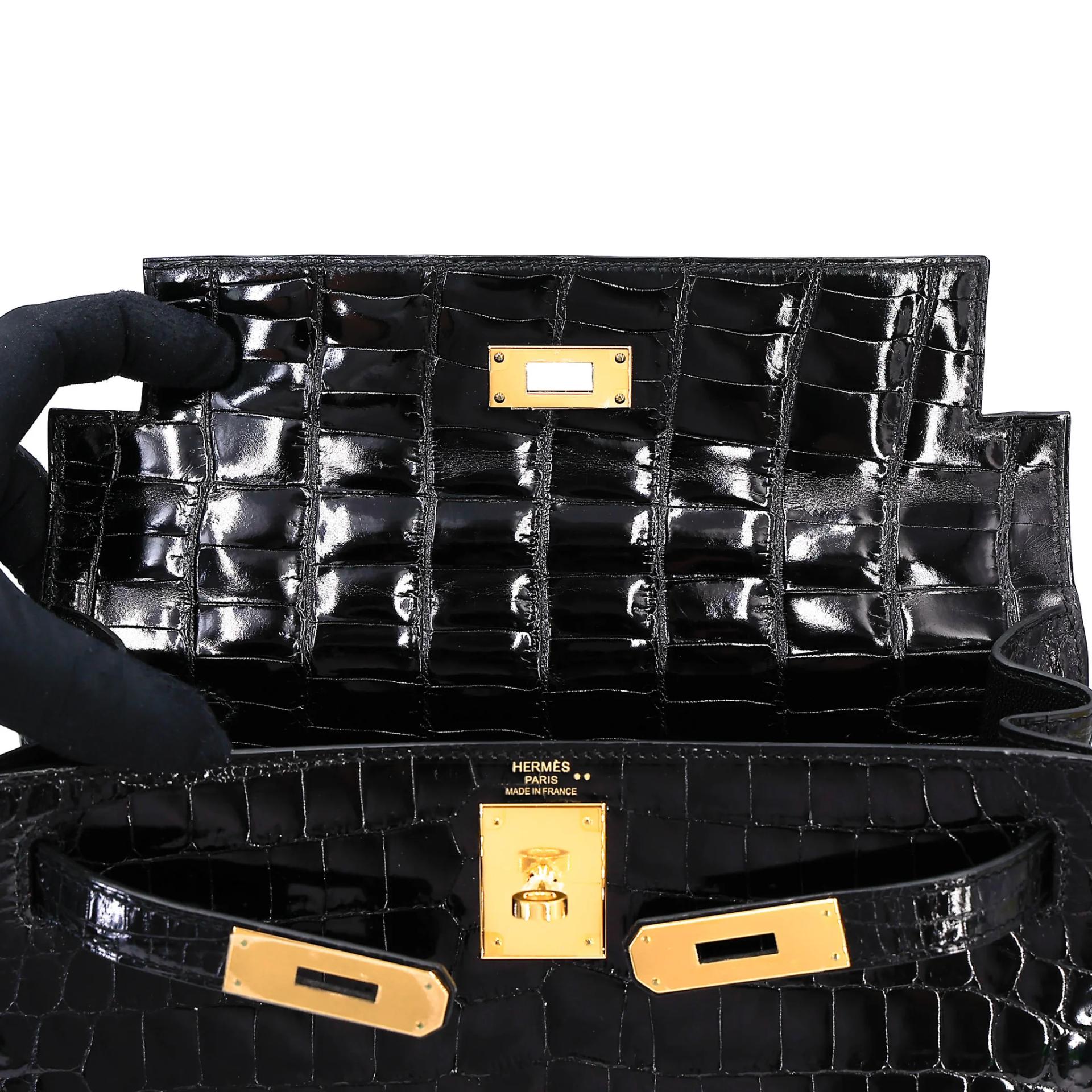 Very Good ( Rank A) HERMÈS Kelly 28 Sellier Noir (89) Shiny Niloticus Crocodile Gold hardware X (2016) - 19