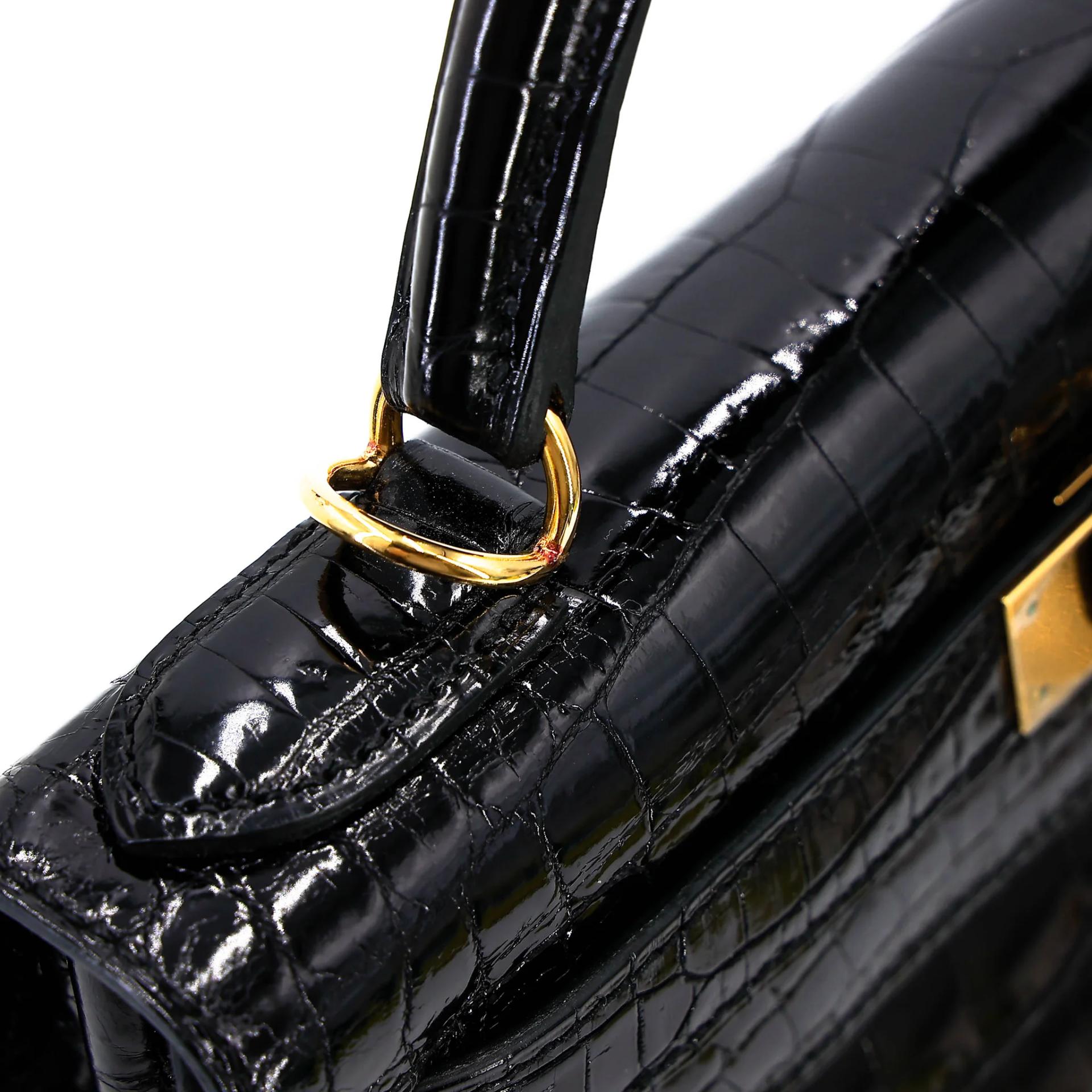 Very Good ( Rank A) HERMÈS Kelly 28 Sellier Noir (89) Shiny Niloticus Crocodile Gold hardware X (2016) - 6