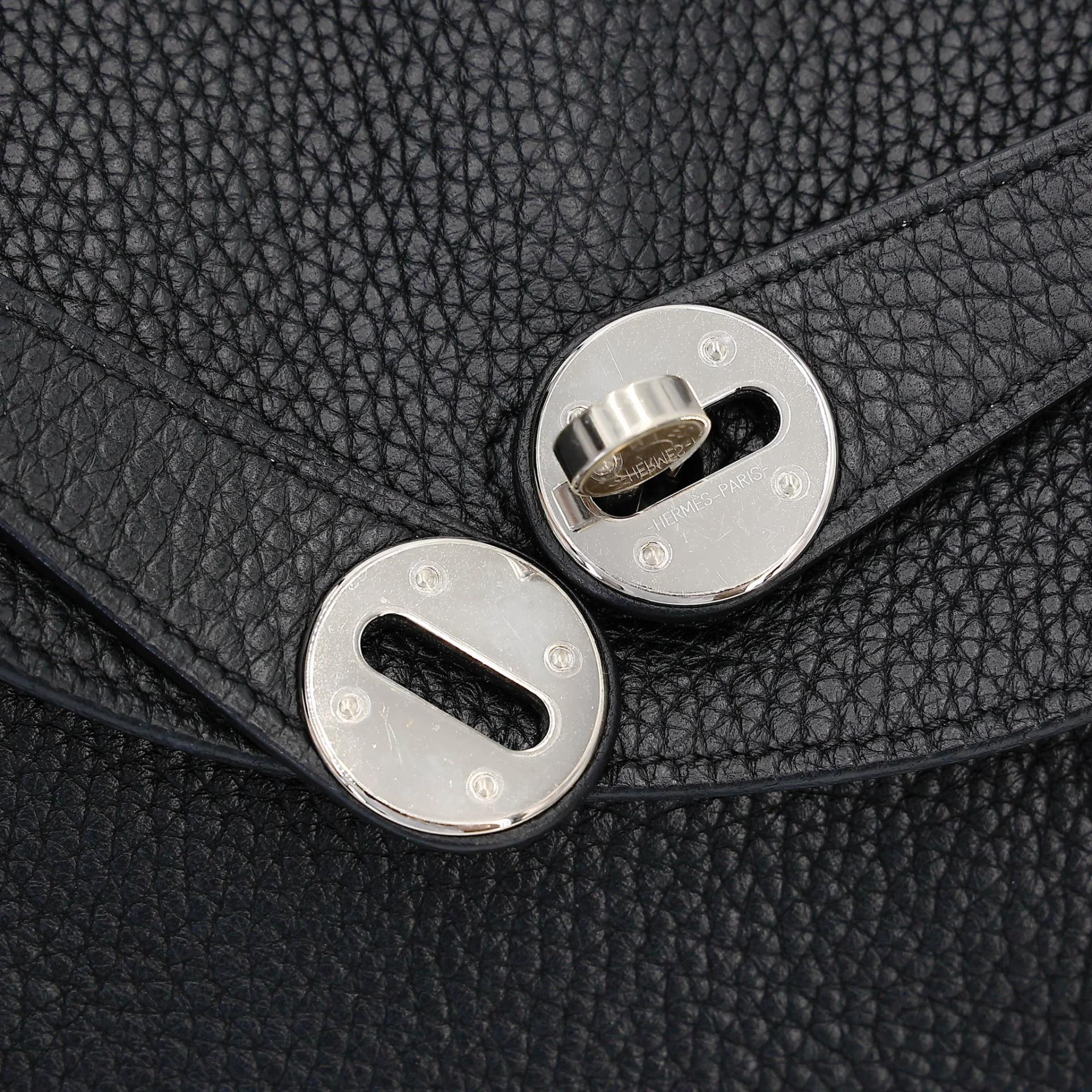 Very Good ( Rank A) HERMÈS Lindy 30 Noir (89) Clemence Palladium hardware C (2018) - 14