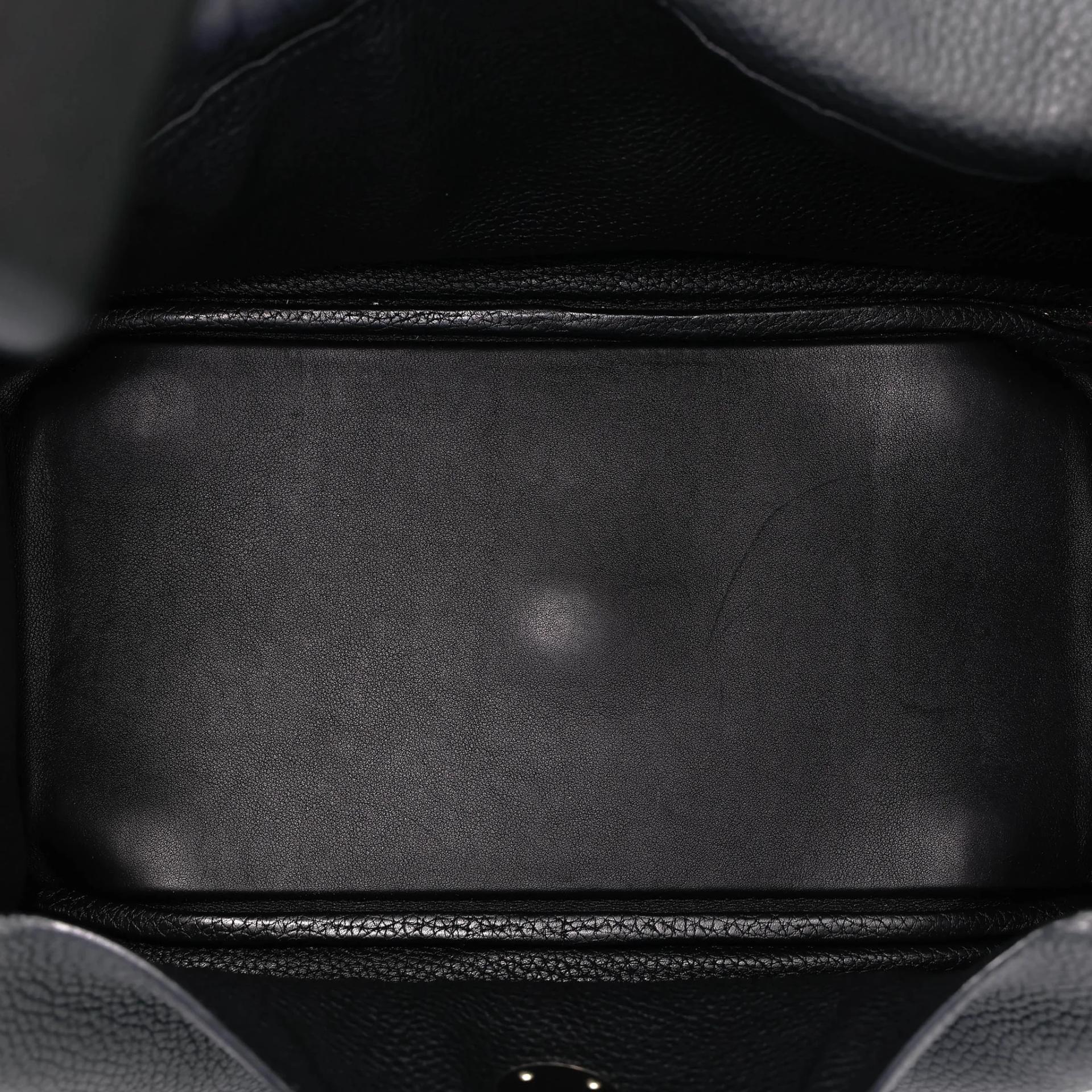 Very Good ( Rank A) HERMÈS Lindy 30 Noir (89) Clemence Palladium hardware C (2018) - 23