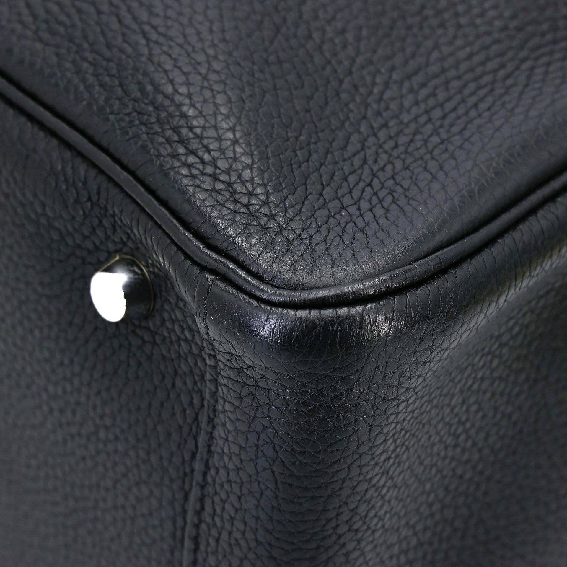 Very Good ( Rank A) HERMÈS Lindy 30 Noir (89) Clemence Palladium hardware C (2018) - 8