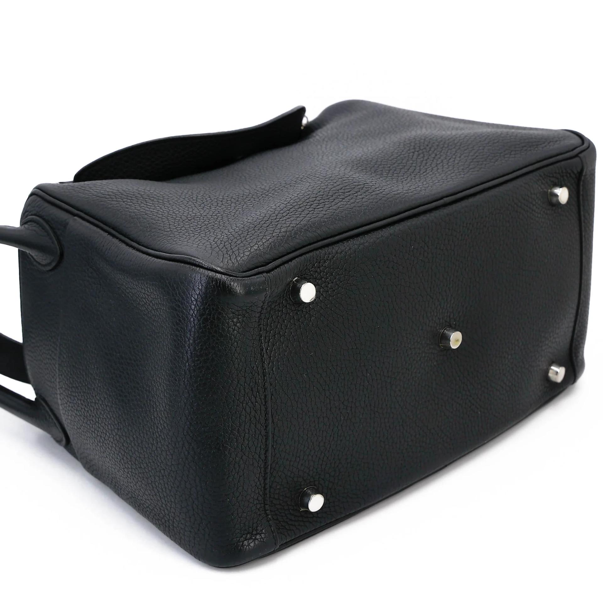 Very Good ( Rank A) HERMÈS Lindy 30 Noir (89) Clemence Palladium hardware C (2018) - 5