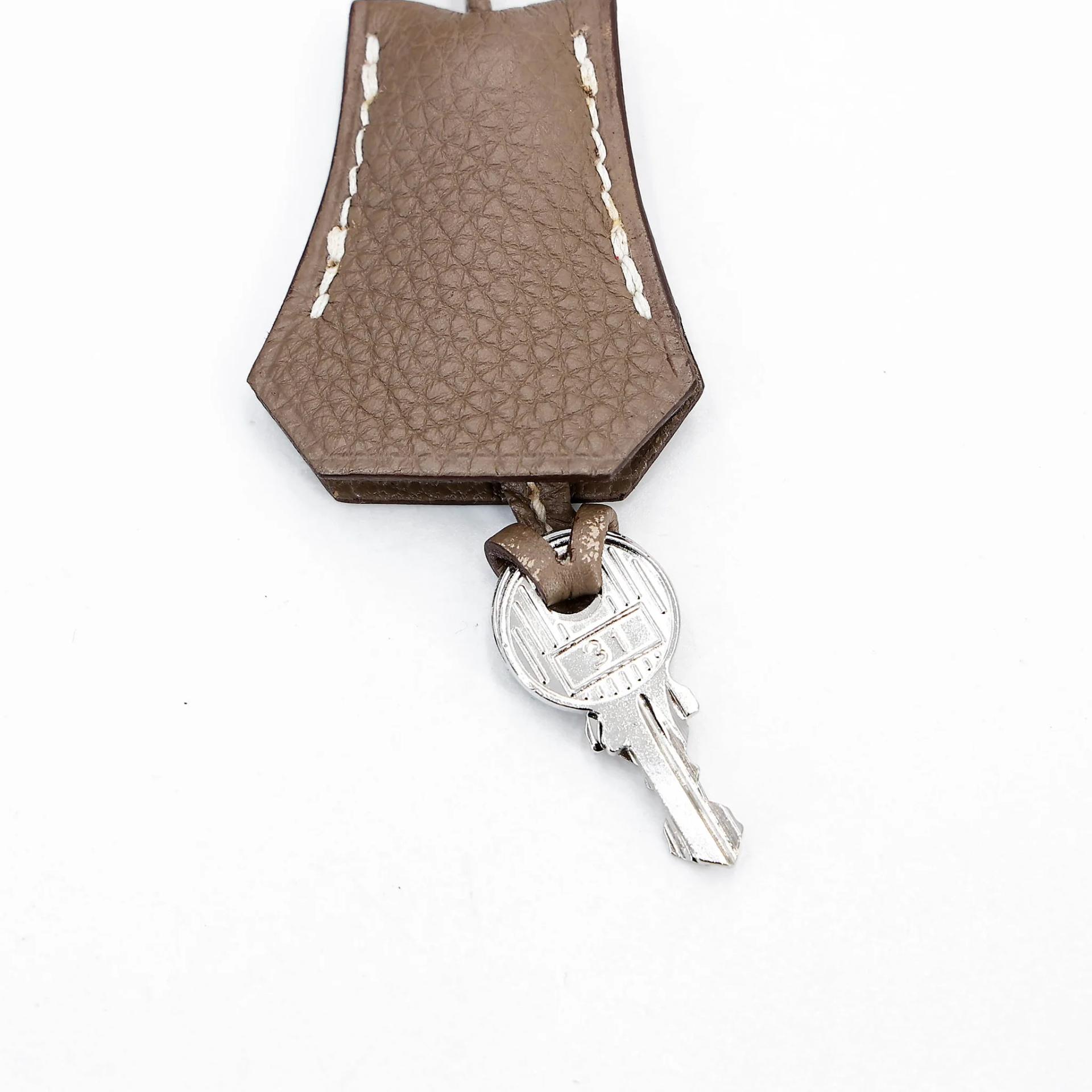 Very Good ( Rank A) HERMÈS Birkin 35 Etoupe (18) Togo Palladium hardware Square O (2011) - 27