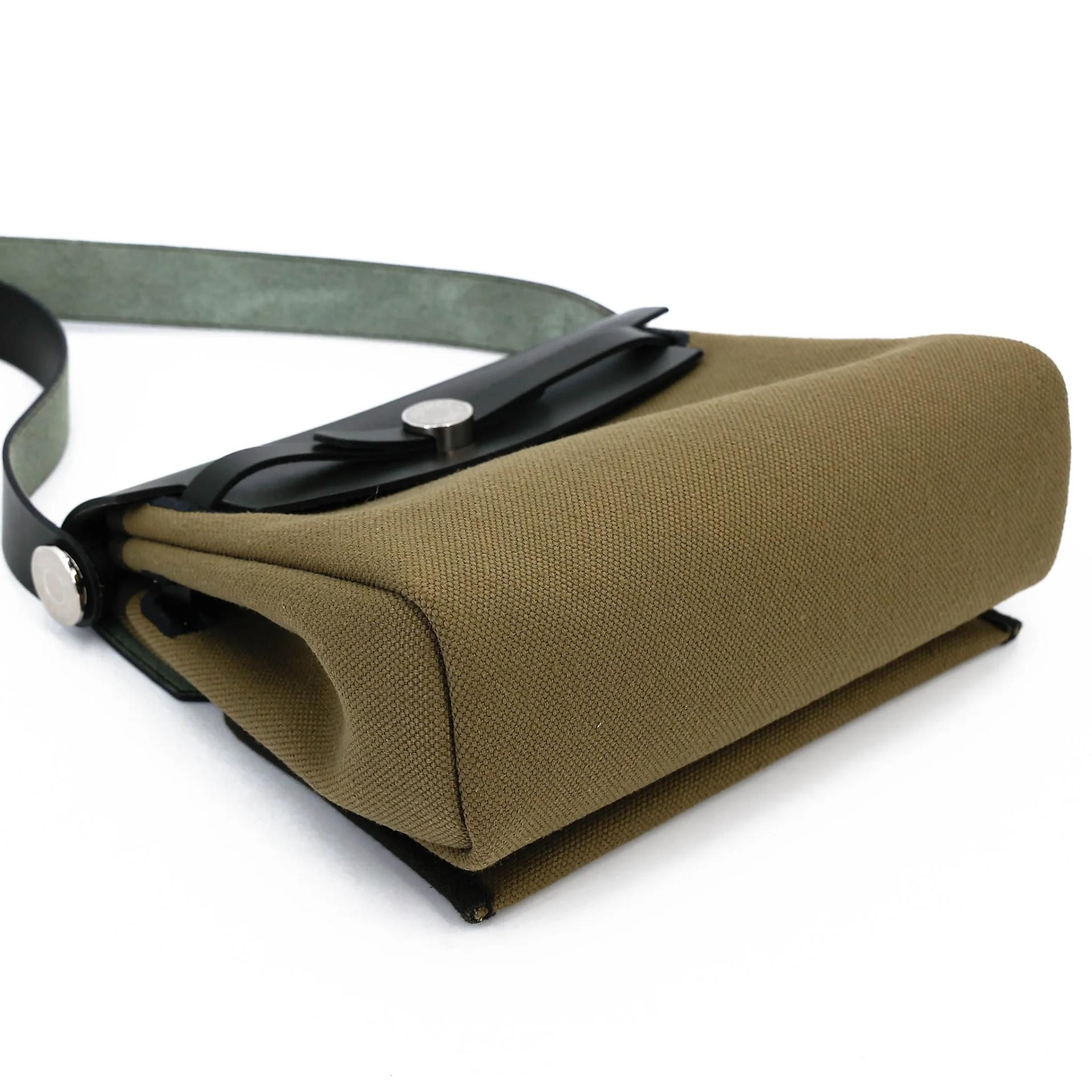 Brand New ( Rank N ) HERMÈS Herbag Zip Mini 20 Vert Olive (61) Toile H canvas Vache Hunter Palladium hardware G (2026) - 5