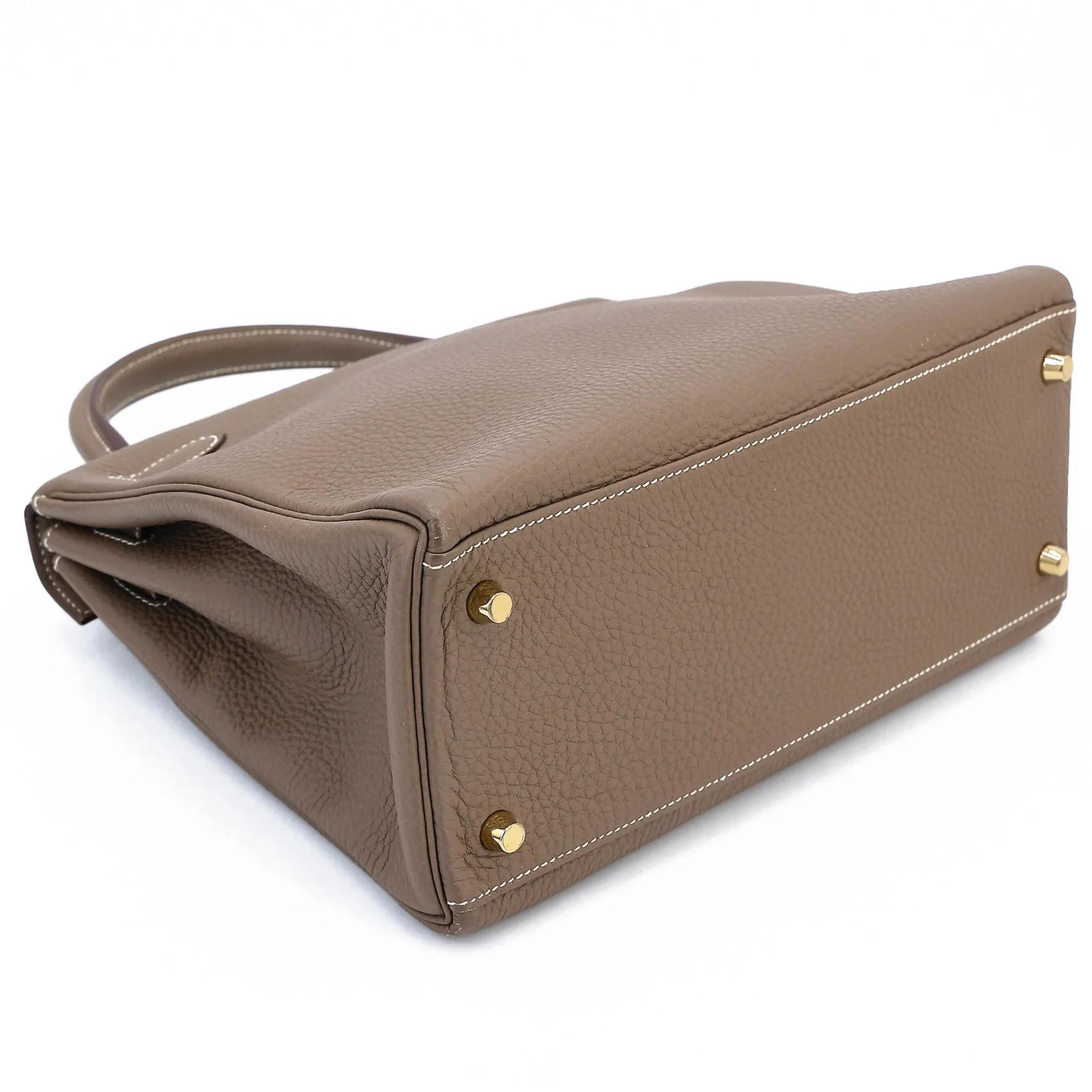 Very Good ( Rank A) HERMÈS Kelly 28 Etoupe (18) Togo Gold hardware T (2015) - 7