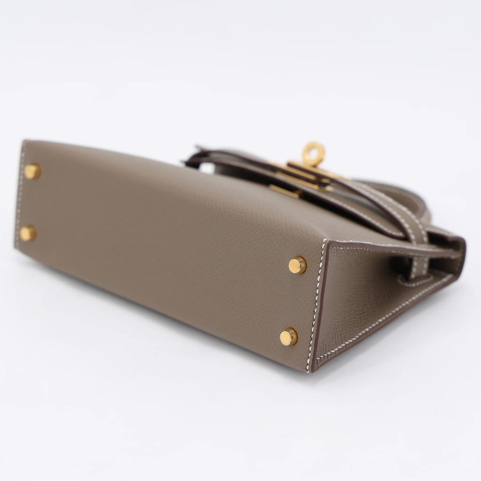 Brand New ( Rank N ) HERMÈS Mini Kelly II Etoupe (18) Epsom Gold hardware G (2026) - 5