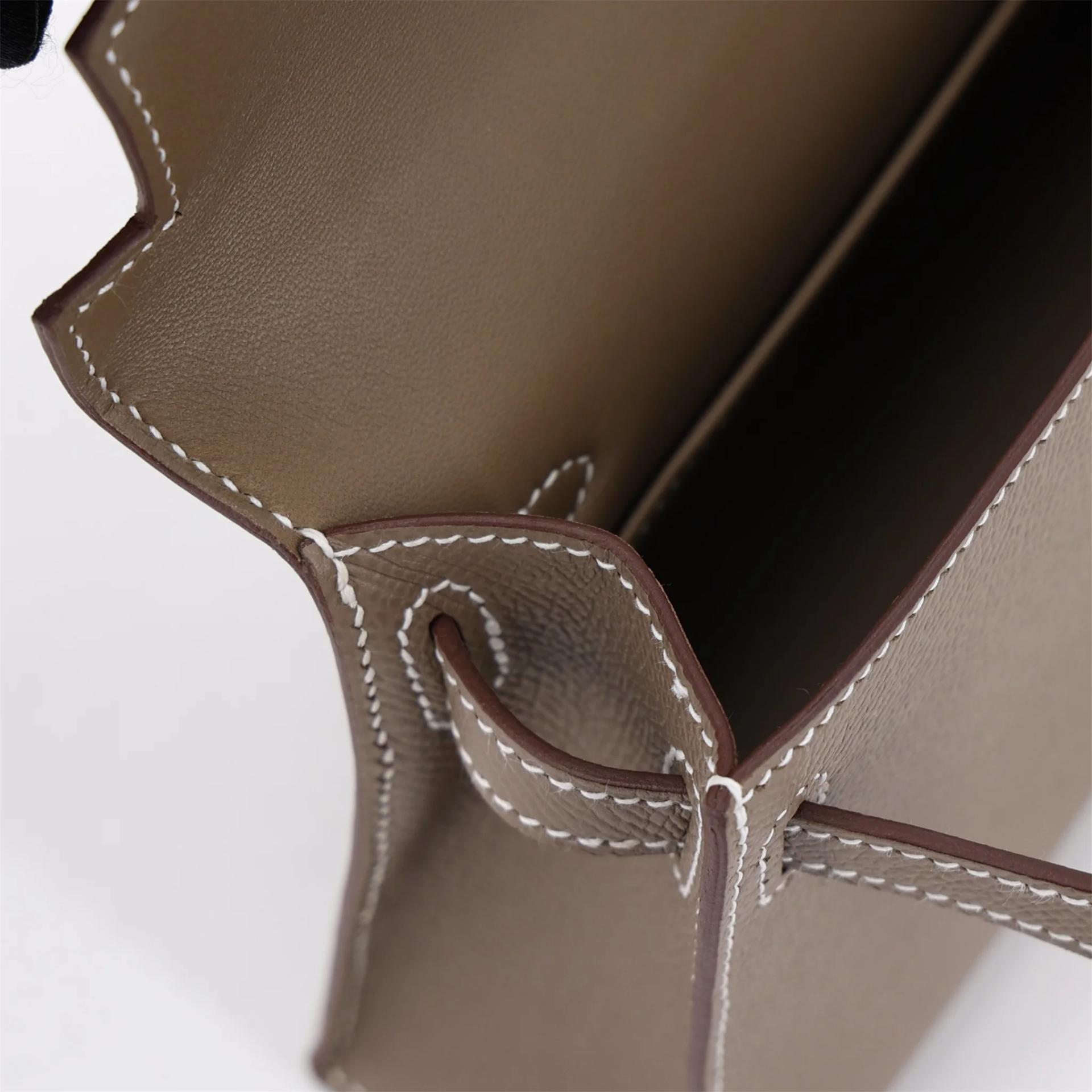Brand New ( Rank N ) HERMÈS Mini Kelly II Etoupe (18) Epsom Gold hardware G (2026) - 12