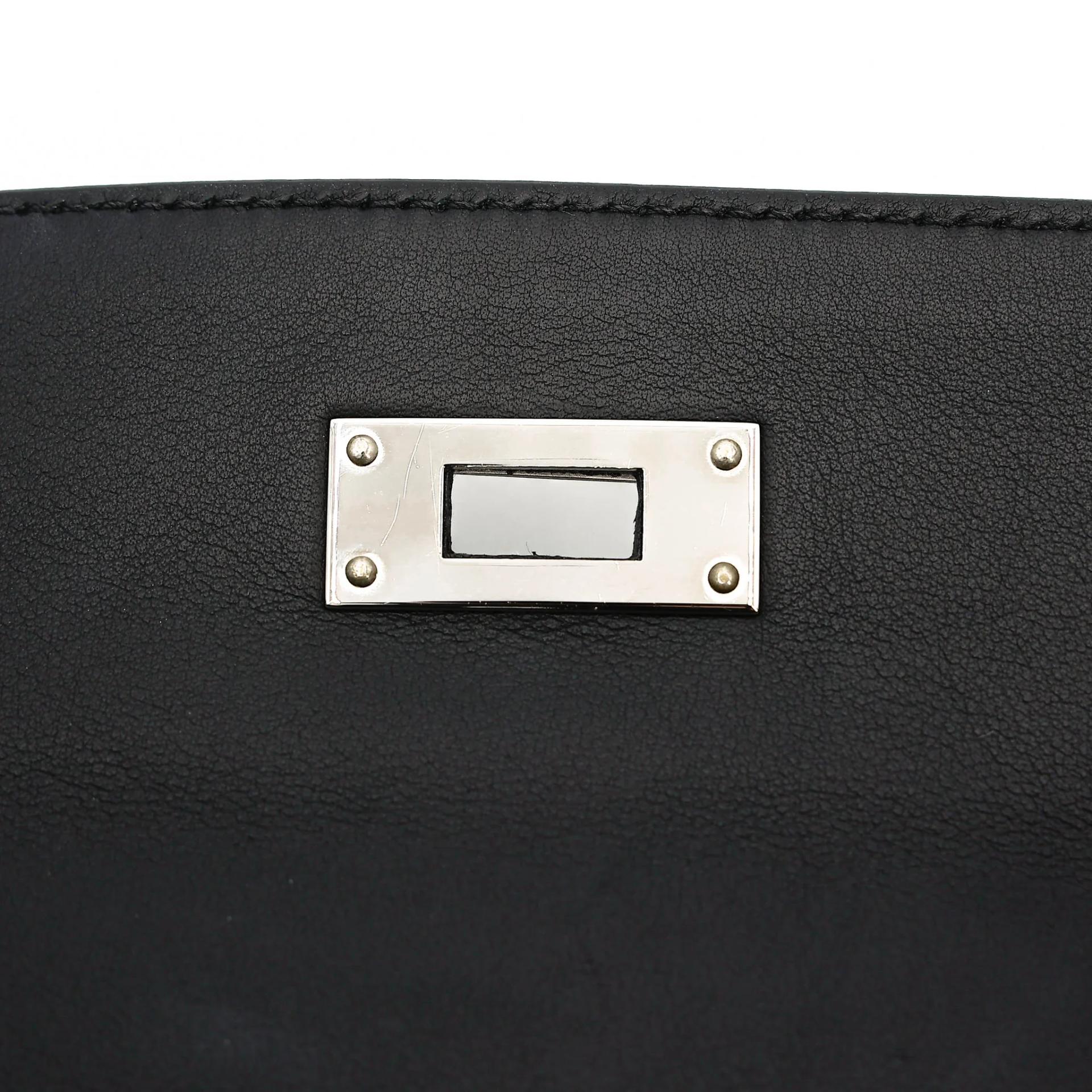Very Good ( Rank A) HERMÈS Kelly 28 Sellier Noir (89) Toile H canvas Swift Palladium hardware Z (2021) - 13