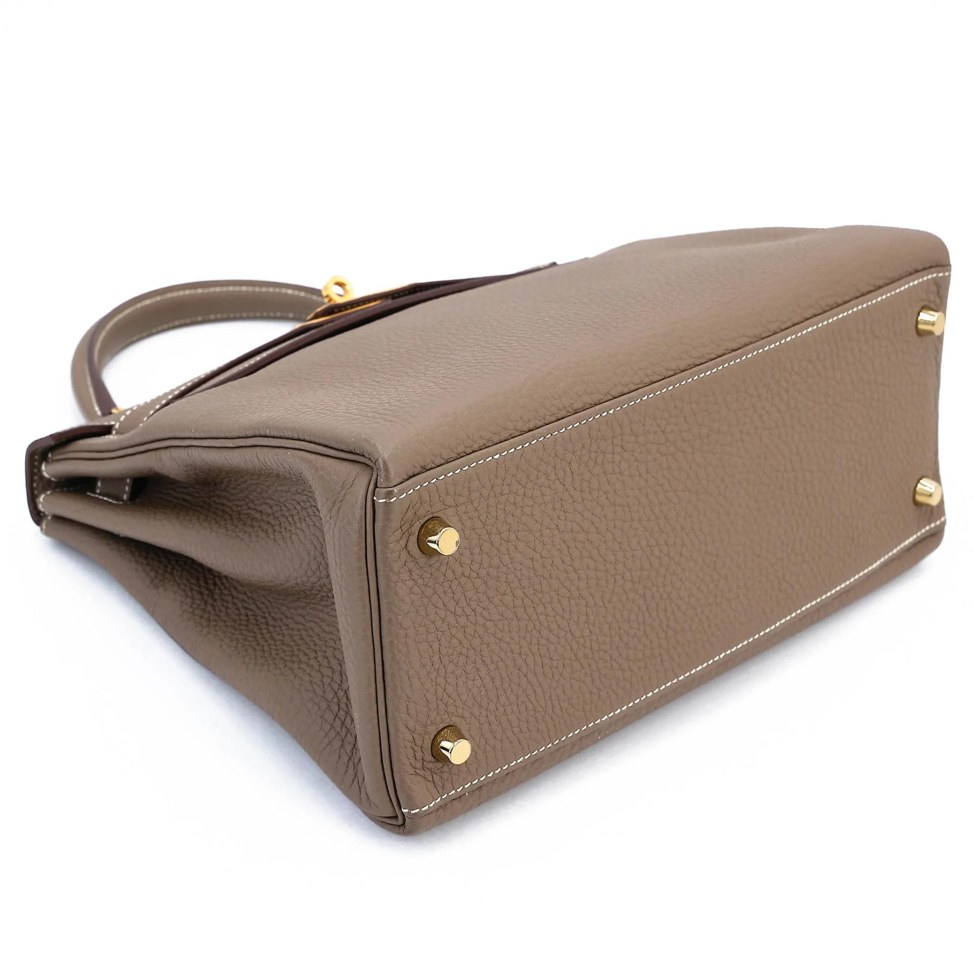 Very Good ( Rank A) HERMÈS Kelly 28 Etoupe (18) Togo Gold hardware T (2015) - 5
