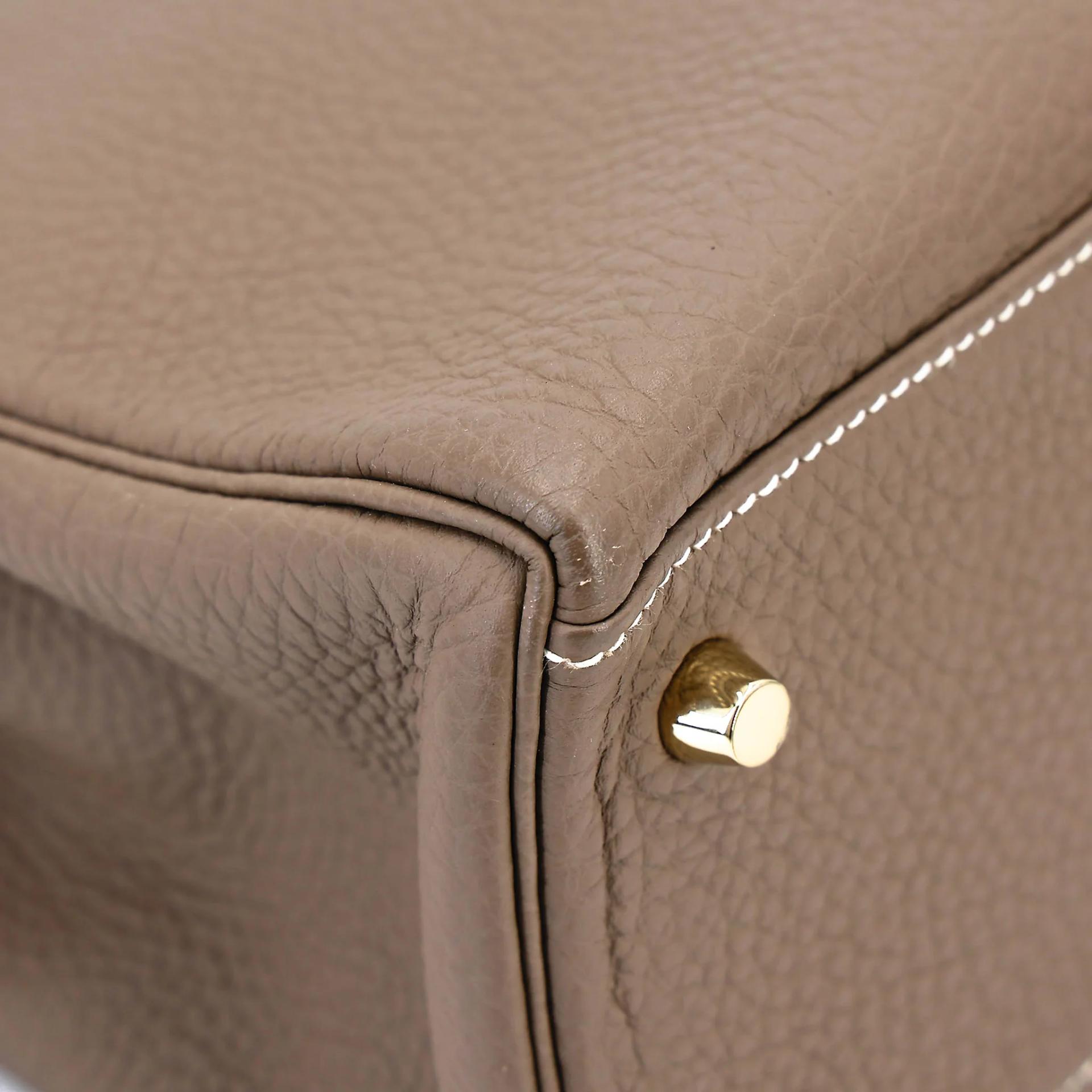 Very Good ( Rank A) HERMÈS Kelly 28 Etoupe (18) Togo Gold hardware T (2015) - 11