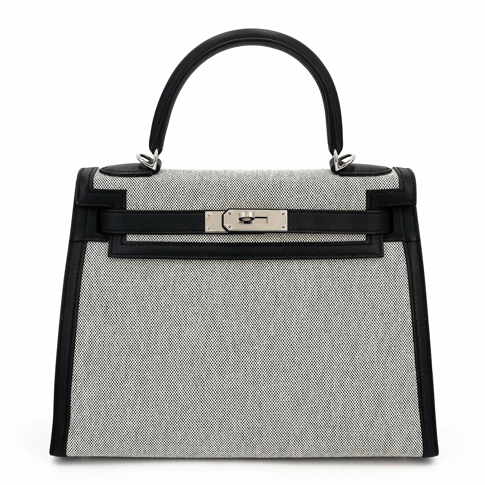 Kelly 28 Sellier Noir (89)