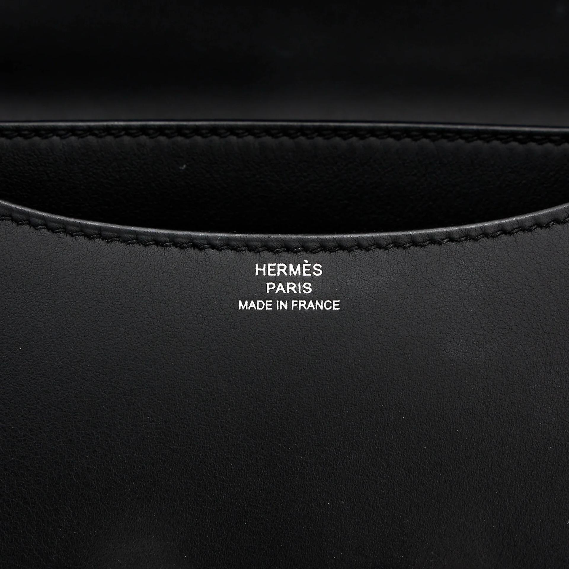 Excellent ( Rank SA ) HERMÈS Constance Mini Noir (89) Swift Palladium hardware Z (2021) - 12