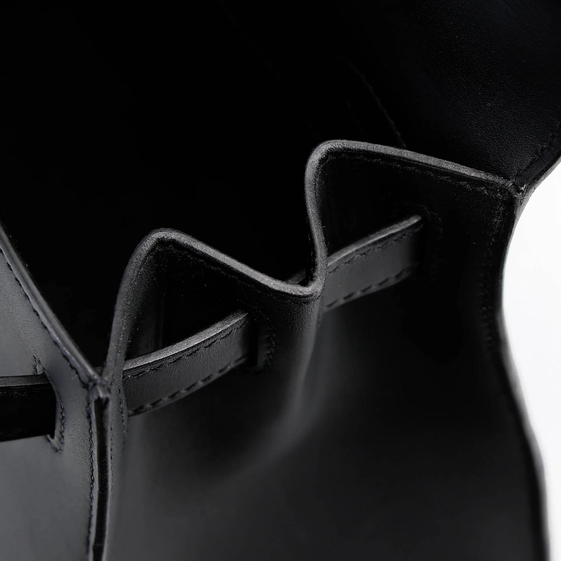 Very Good ( Rank A) HERMÈS Kelly 28 Sellier Noir (89) Sombrero Palladium hardware T (2015) - 25