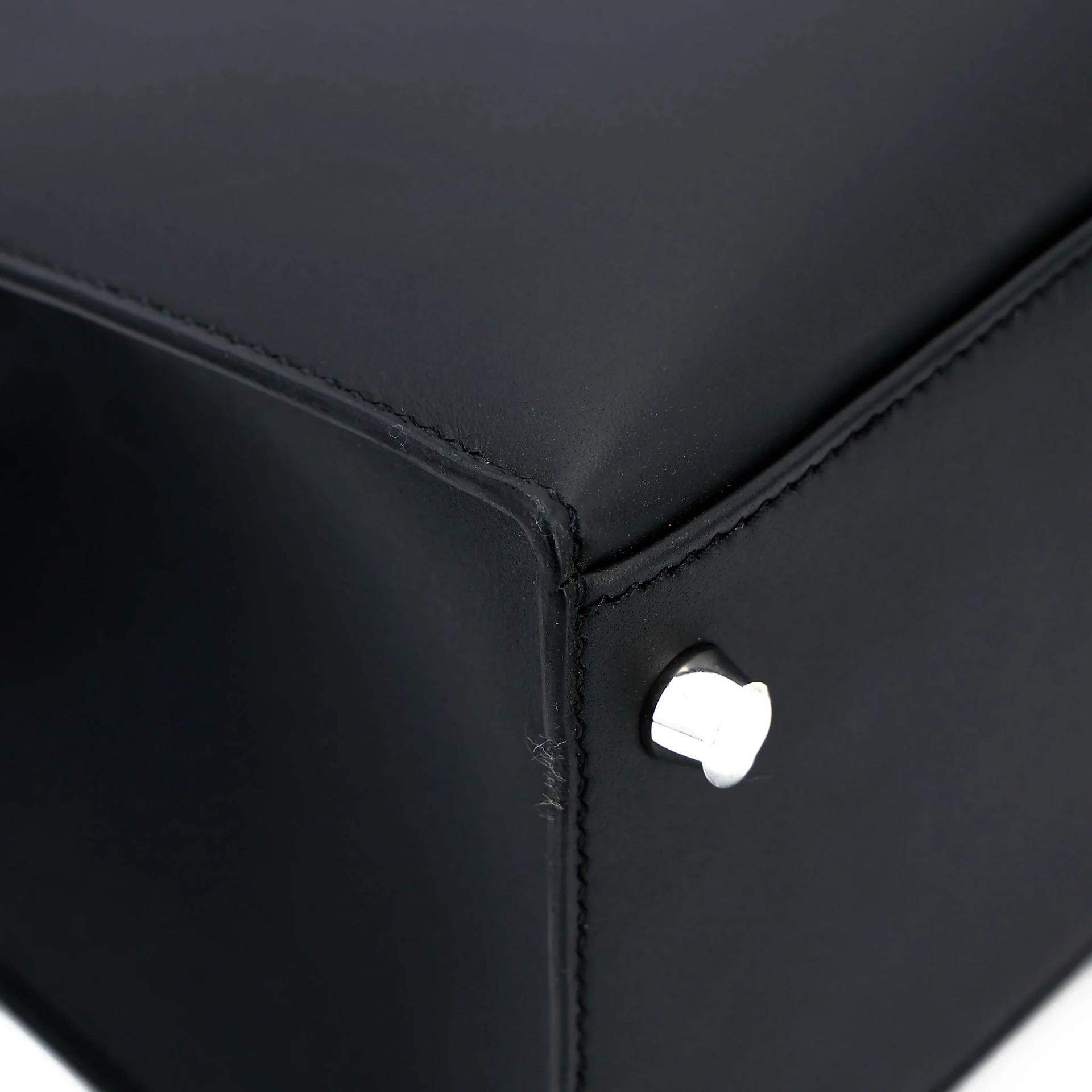 Very Good ( Rank A) HERMÈS Kelly 28 Sellier Noir (89) Sombrero Palladium hardware T (2015) - 12