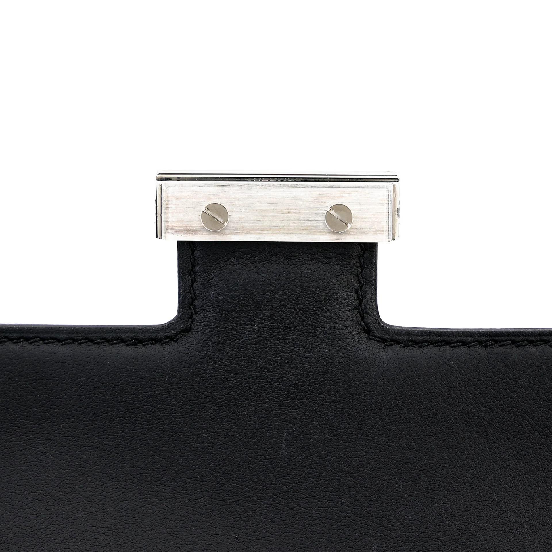 Excellent ( Rank SA ) HERMÈS Constance Mini Noir (89) Swift Palladium hardware Z (2021) - 10
