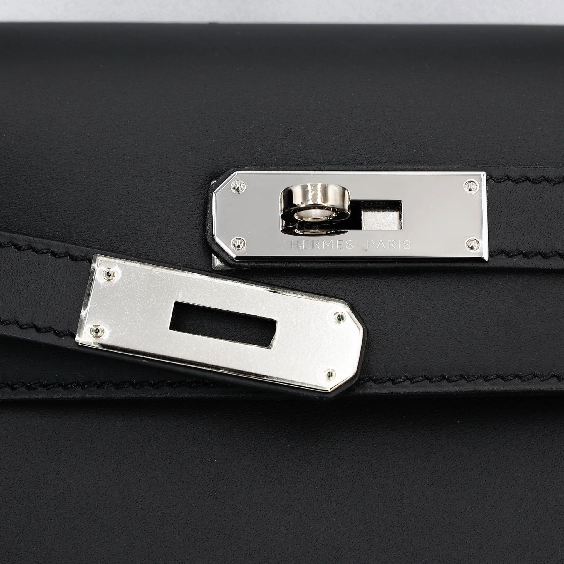 Very Good ( Rank A) HERMÈS Kelly 28 Sellier Noir (89) Sombrero Palladium hardware T (2015) - 16