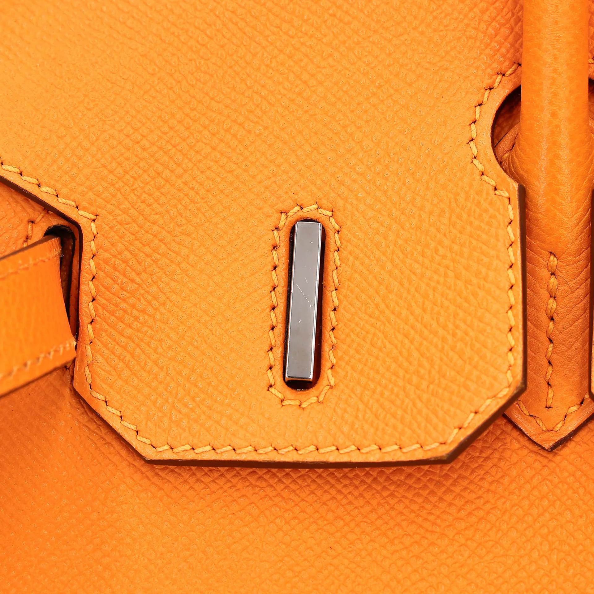 Very Good ( Rank A) HERMÈS Birkin 30 Jaune d’Or (9V) Epsom Palladium hardware Square P (2012) - 17