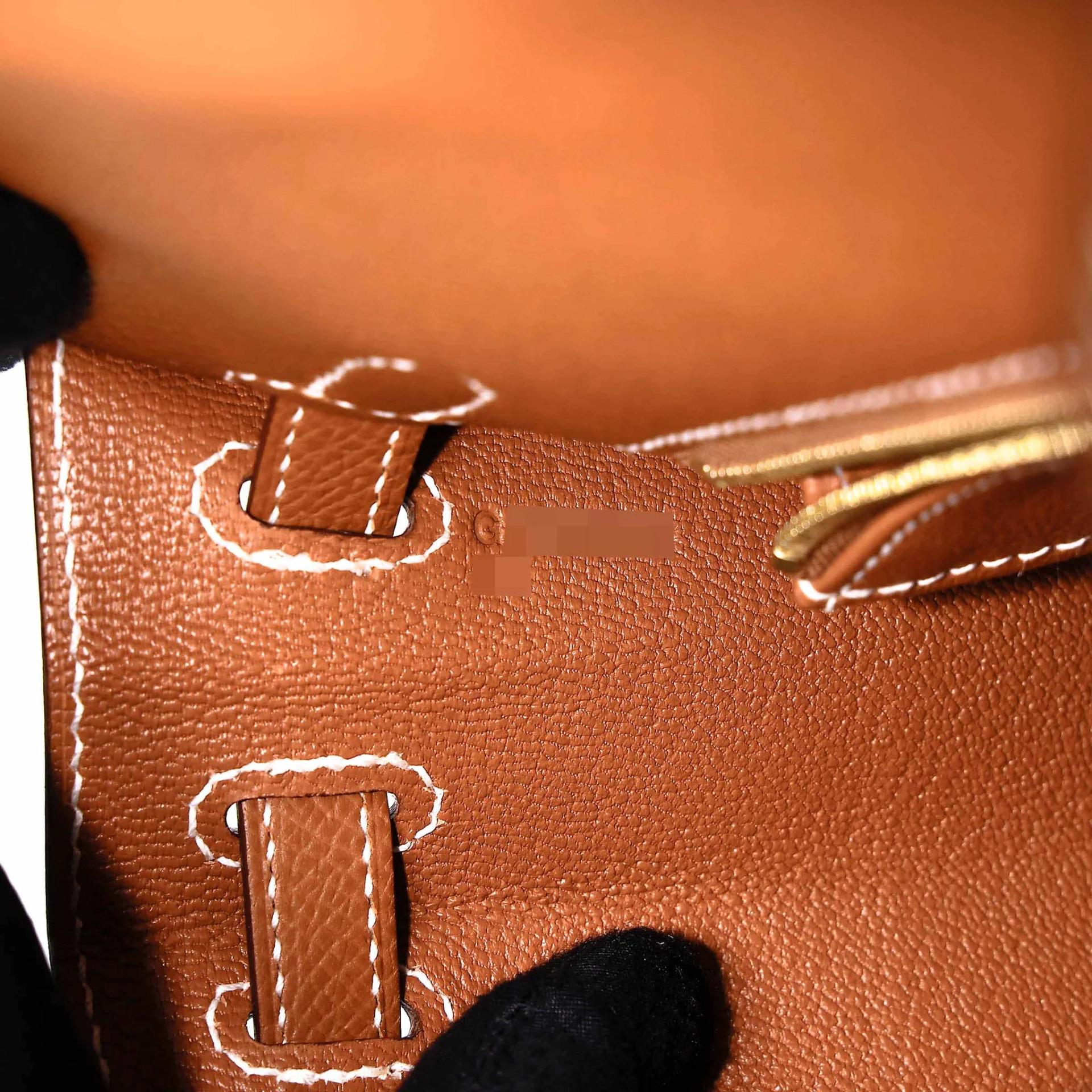 Brand New ( Rank N ) HERMÈS Kelly 25 Sellier Gold (37) Epsom Gold hardware G (2026) - 15