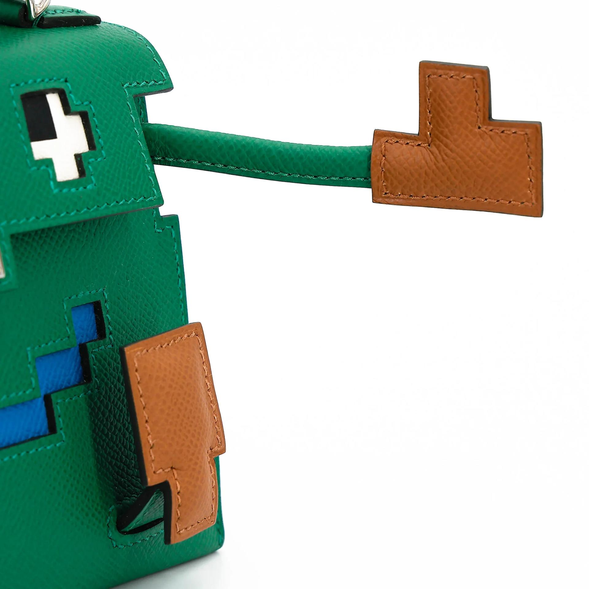 未使用保存品 HERMÈS 愛馬仕 限量收藏款 Kelly Doll Picto U4 絲絨綠 Vert Vertigo 37 金棕色 Gold B3 坦桑尼亞藍 Bleu Zanzibar H0 Gris misty 霧霾灰 Epsom牛皮 銀扣 W刻 2024年 - 5