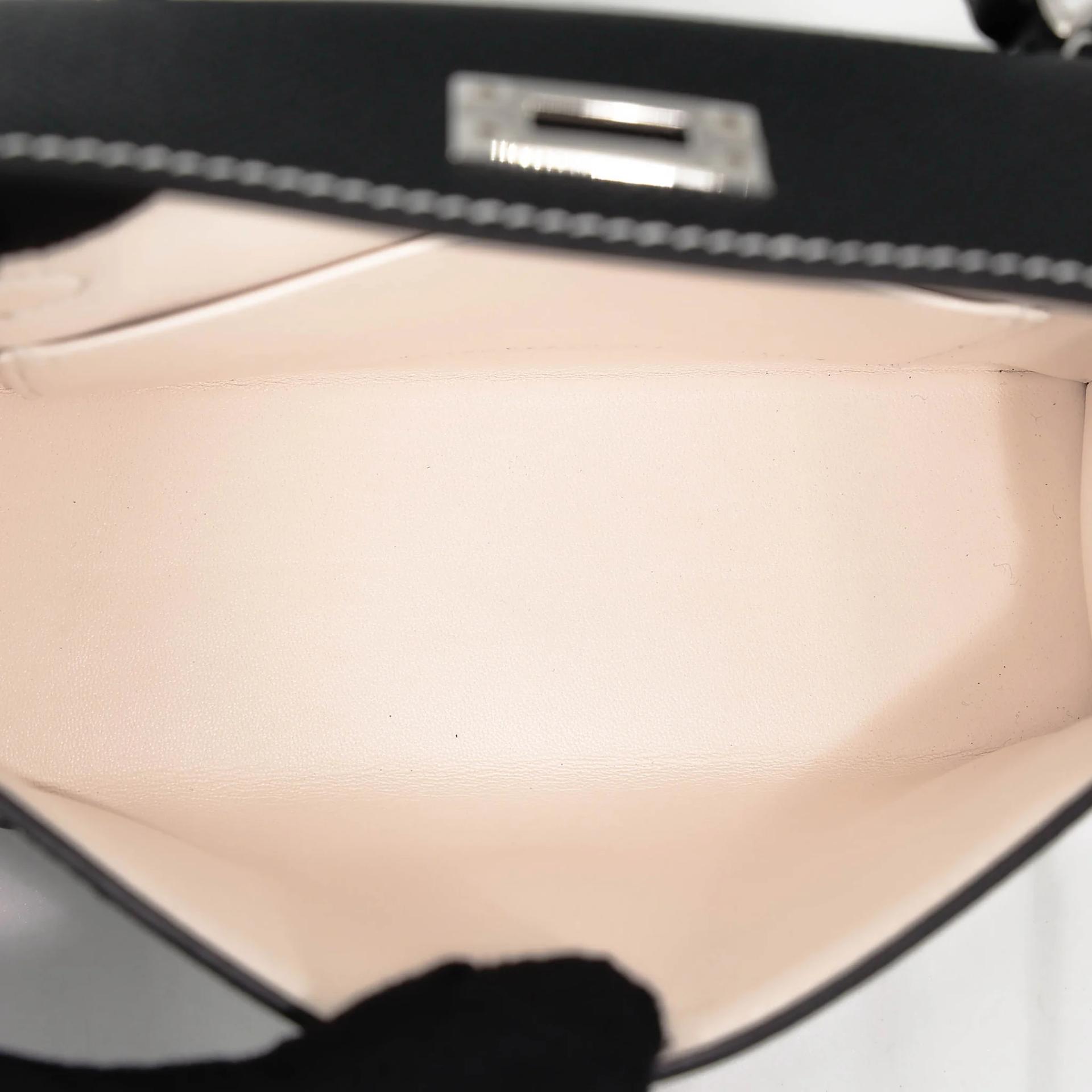 未使用保存品 HERMÈS 愛馬仕 馬蹄印定制 Mini Kelly 二代 HSS 89 黑色 Noir (Black) I2 奶油白 Nata Epsom牛皮 銀扣 W刻 2024年 - 17