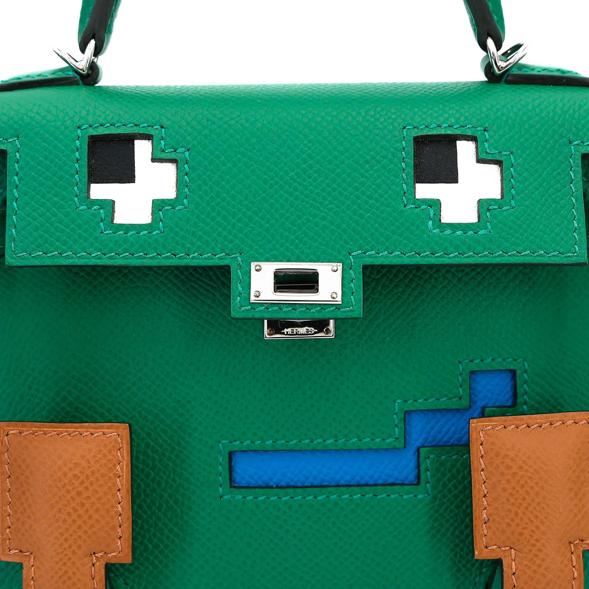 未使用保存品 HERMÈS 愛馬仕 限量收藏款 Kelly Doll Picto U4 絲絨綠 Vert Vertigo 37 金棕色 Gold B3 坦桑尼亞藍 Bleu Zanzibar H0 Gris misty 霧霾灰 Epsom牛皮 銀扣 W刻 2024年 - 11