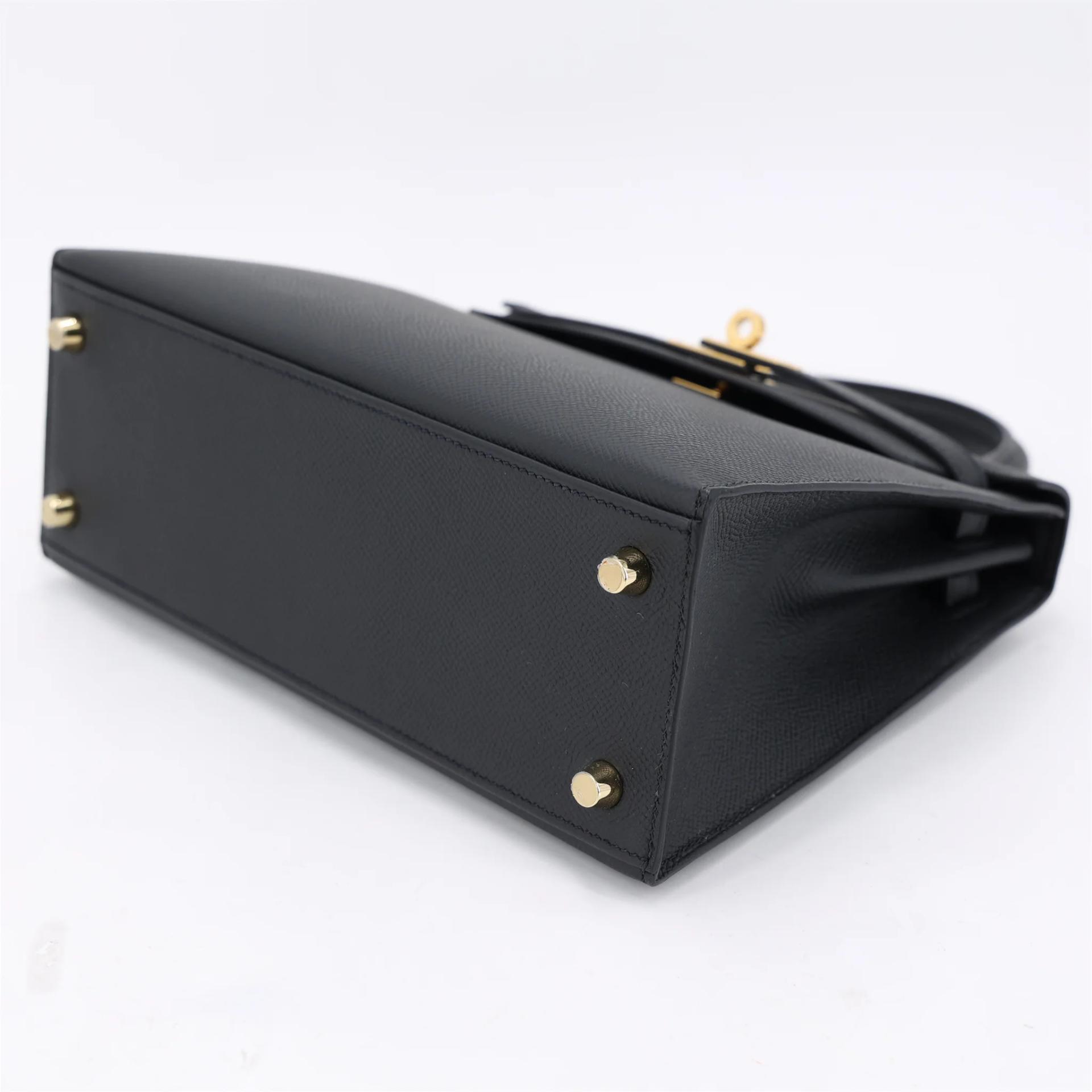 Brand New ( Rank N ) HERMÈS Kelly 25 Sellier Noir (89) Epsom Gold hardware G (2026) - 5