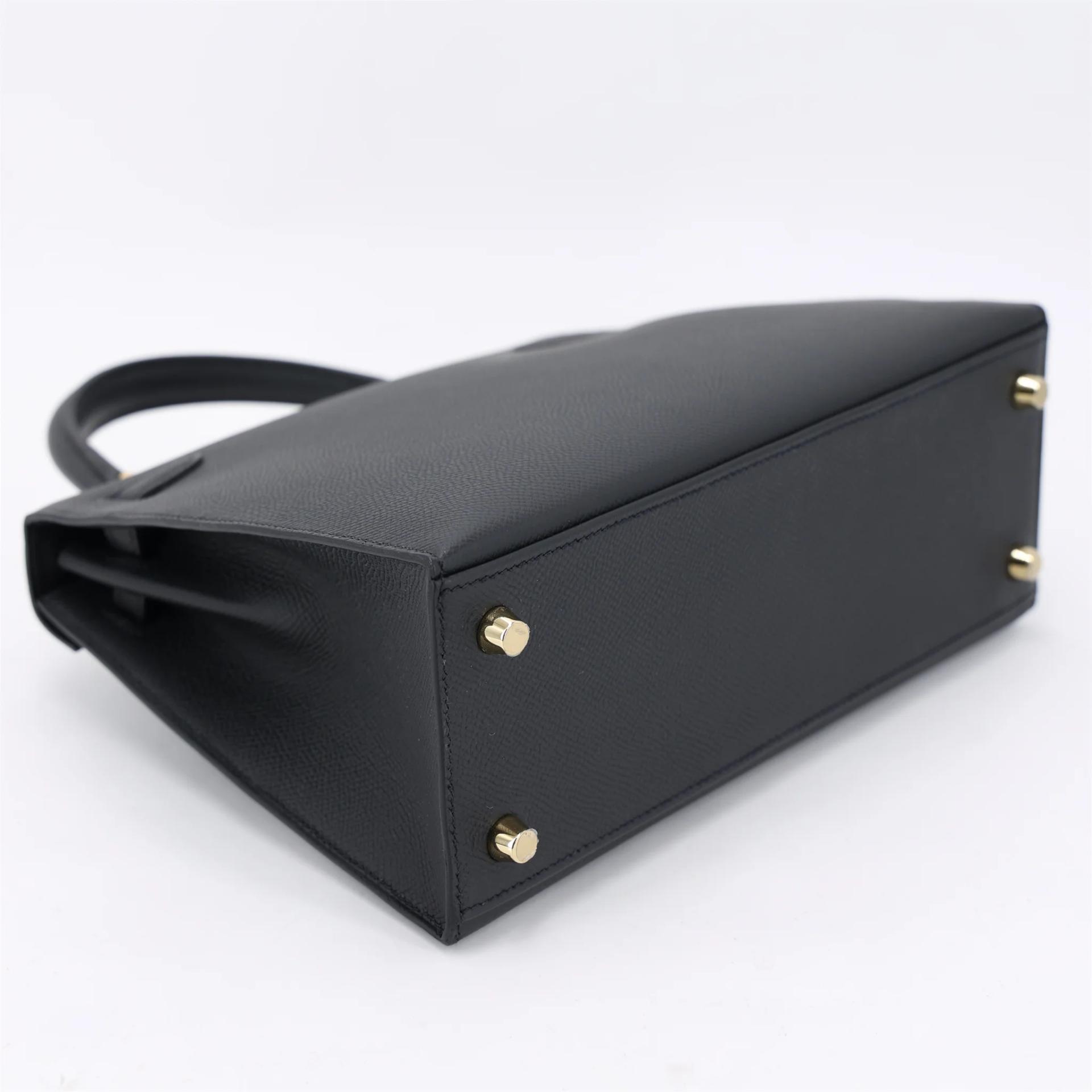 Brand New ( Rank N ) HERMÈS Kelly 25 Sellier Noir (89) Epsom Gold hardware G (2026) - 6