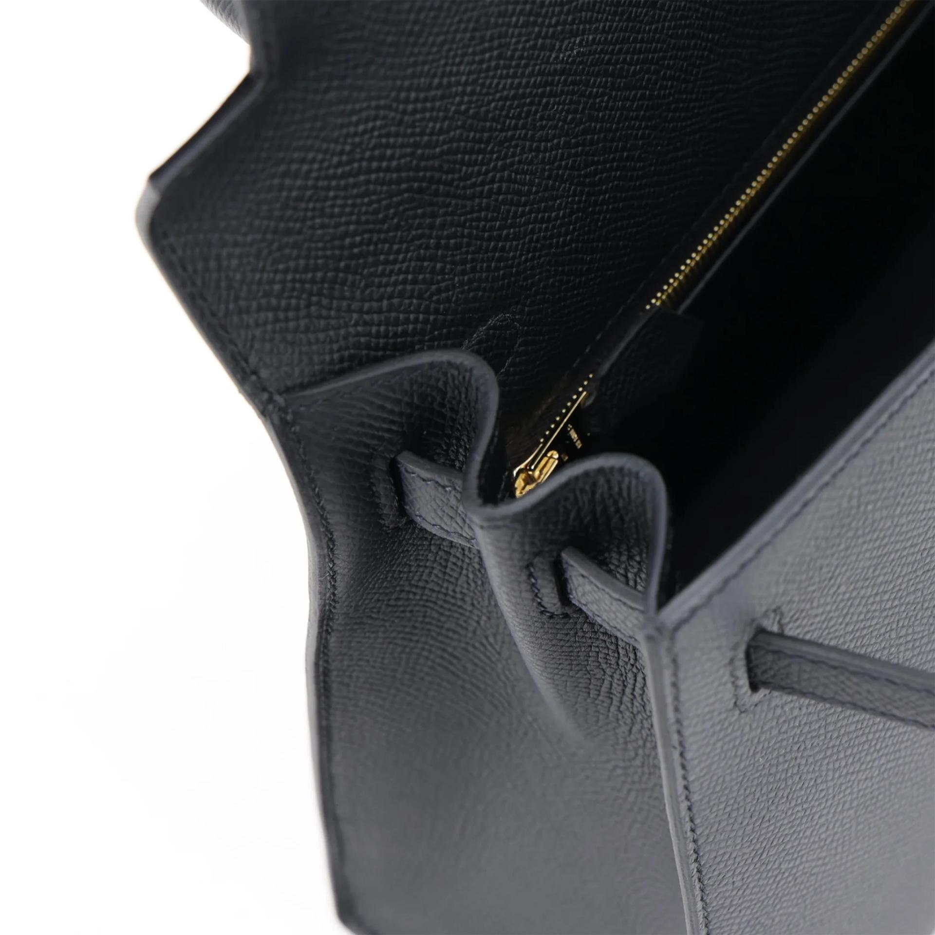 Brand New ( Rank N ) HERMÈS Kelly 25 Sellier Noir (89) Epsom Gold hardware G (2026) - 12