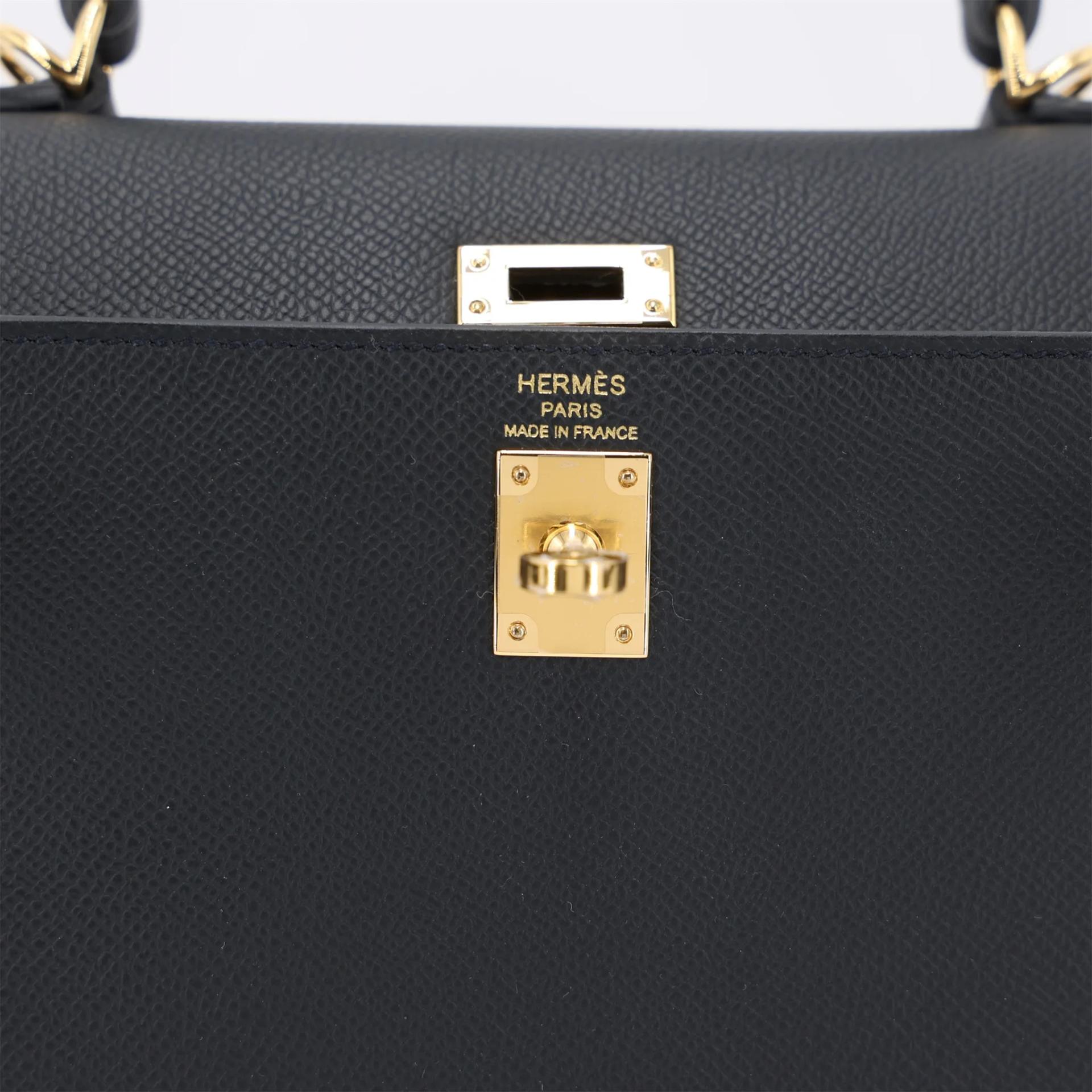 Brand New ( Rank N ) HERMÈS Kelly 25 Sellier Noir (89) Epsom Gold hardware G (2026) - 10