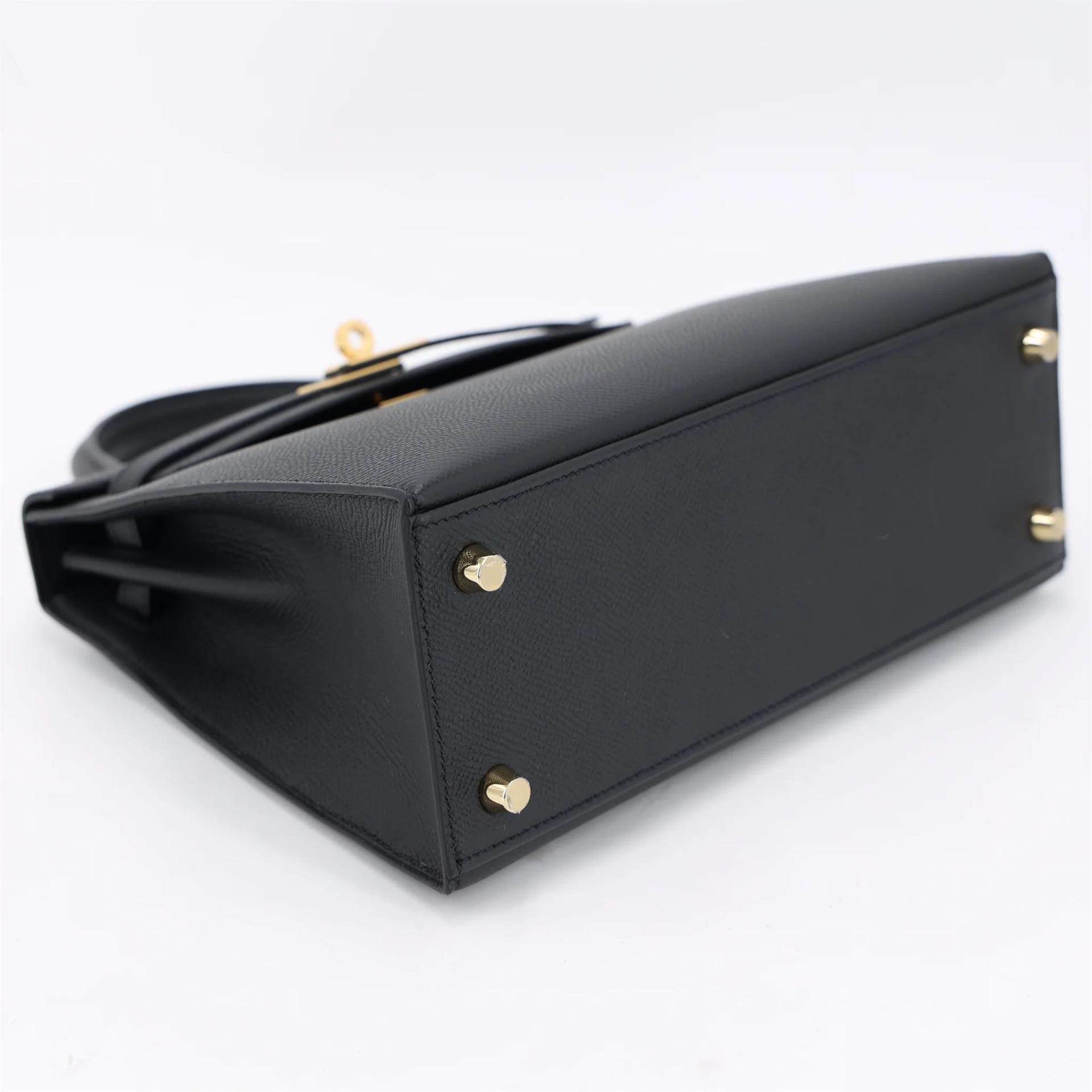 Brand New ( Rank N ) HERMÈS Kelly 25 Sellier Noir (89) Epsom Gold hardware G (2026) - 4