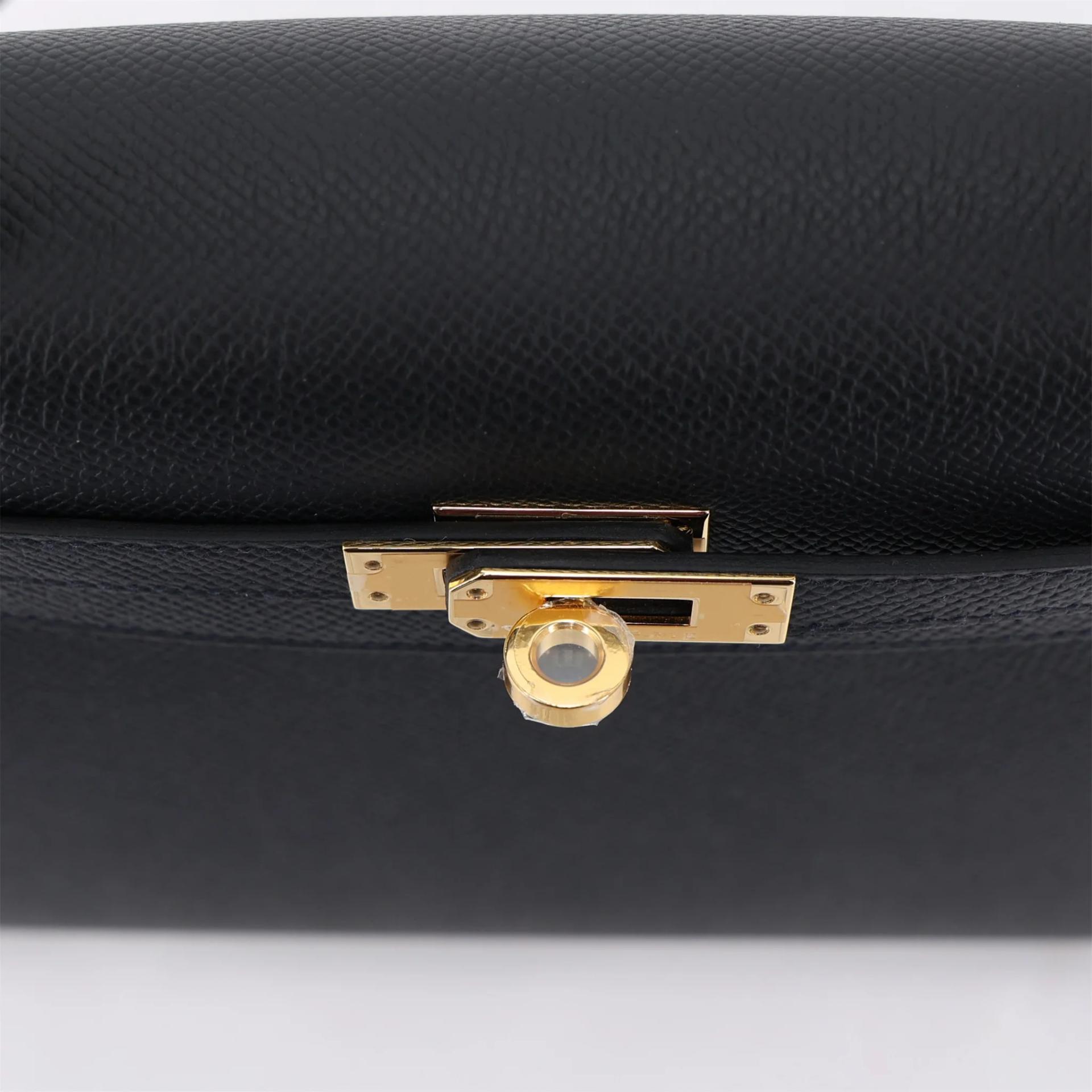 Brand New ( Rank N ) HERMÈS Kelly 25 Sellier Noir (89) Epsom Gold hardware G (2026) - 9