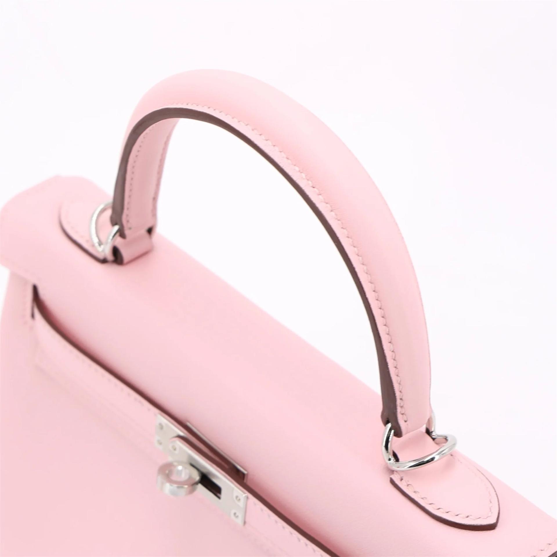 Unused ( Rank NS ) HERMÈS Kelly 25 Rose Sakura (3Q) Swift Palladium hardware W (2024) - 3