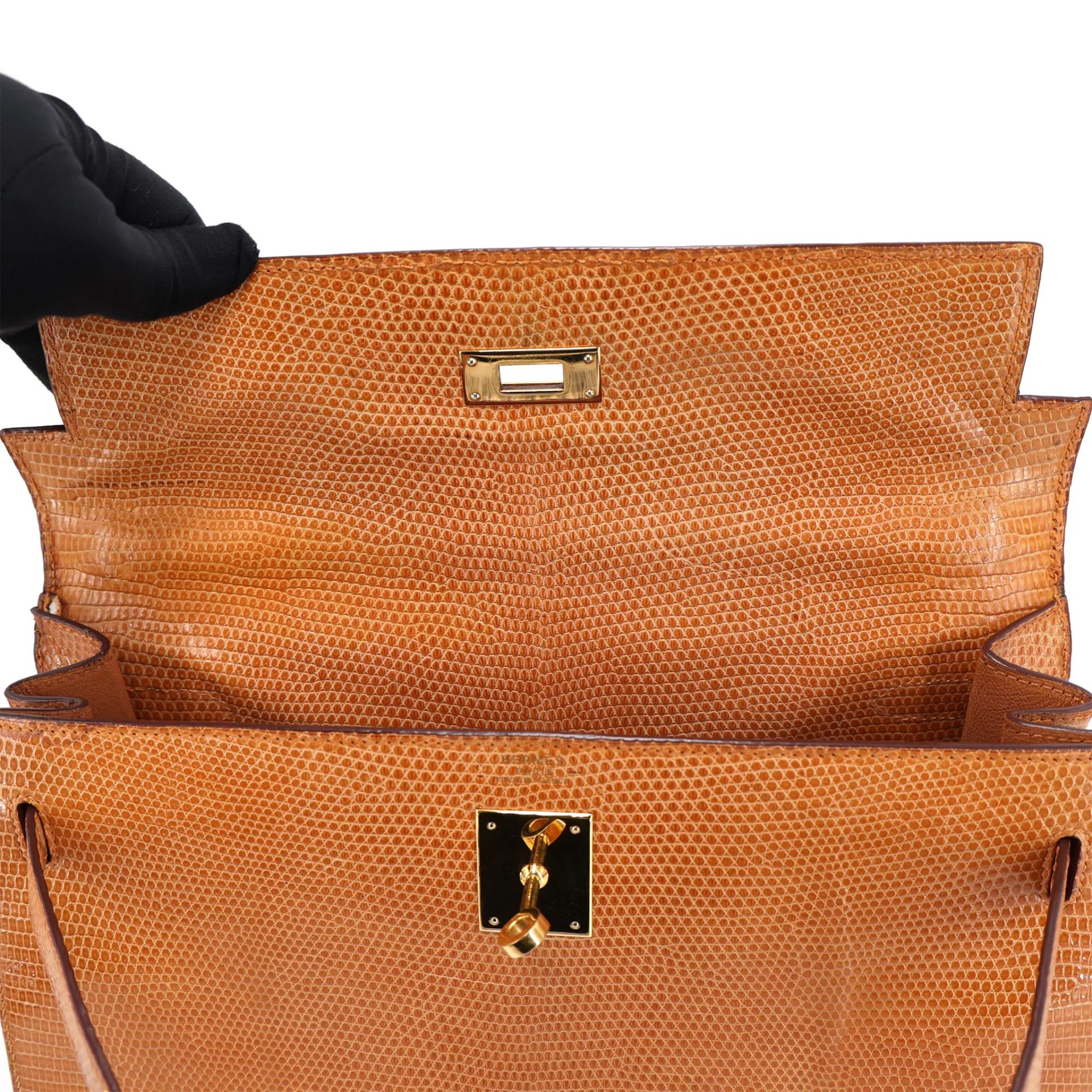 Good ( Rank AB) HERMÈS Kelly 32 Sellier Natural (27) Lizard Gold hardware Circle X (1994) - 15
