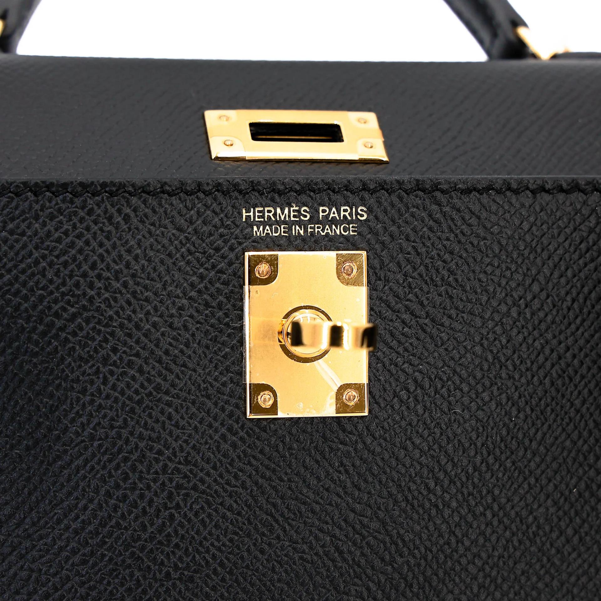Excellent ( Rank SA ) HERMÈS Mini Kelly II Noir (89) Epsom Gold hardware W (2024) - 14