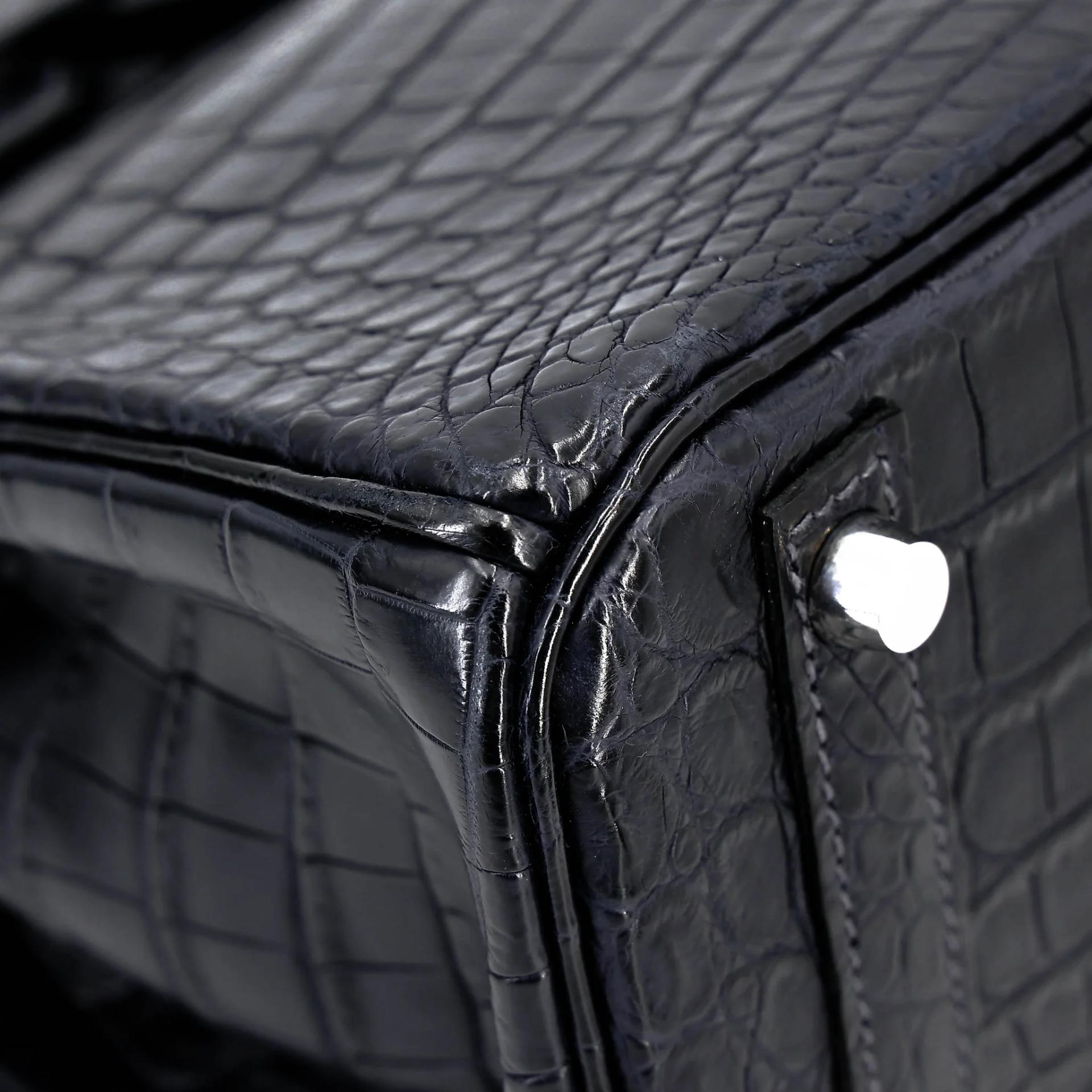 Very Good ( Rank A) HERMÈS Birkin 30 Bleu Indigo (76) Matte Niloticus Crocodile Palladium hardware Square M (2009) - 9