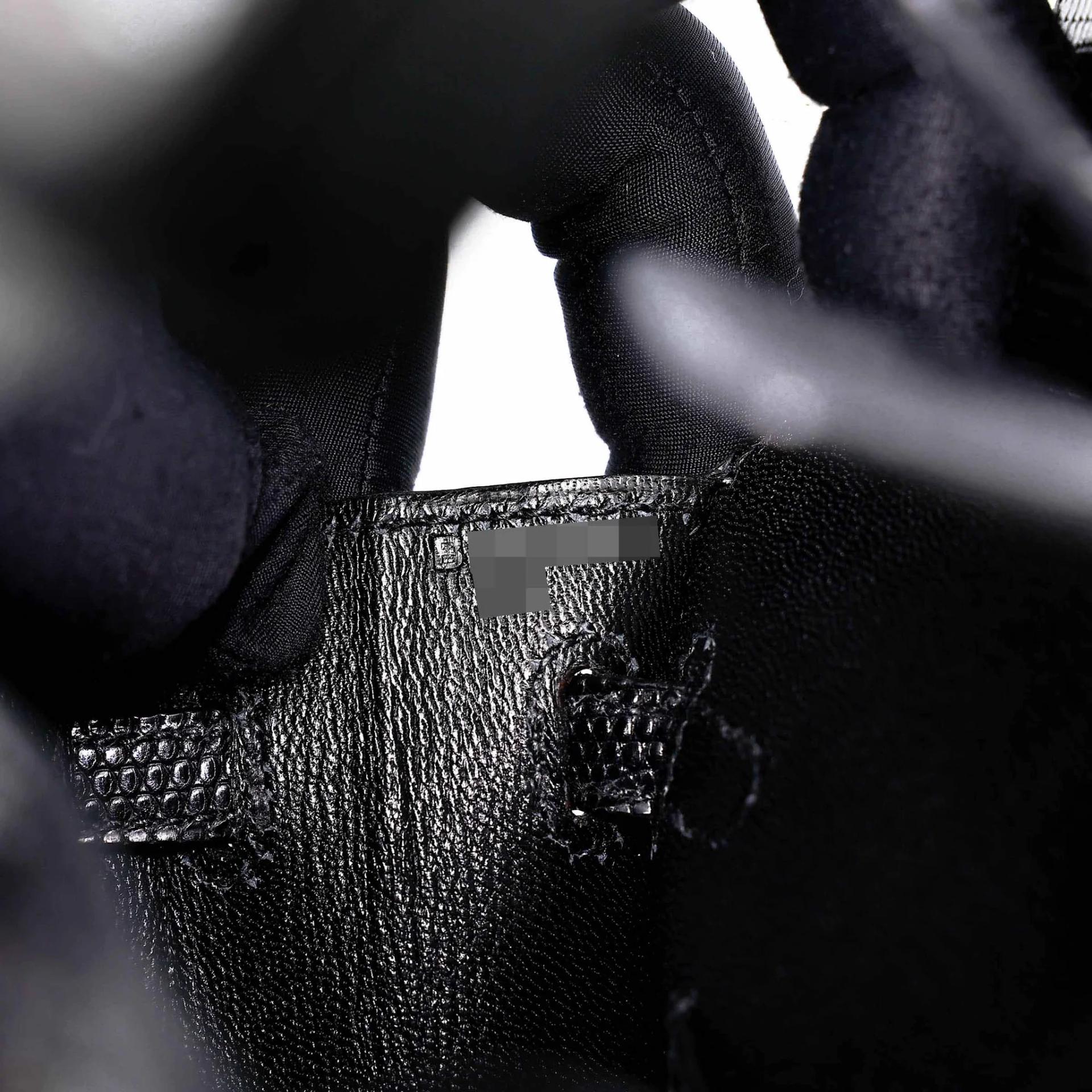 Excellent ( Rank SA ) HERMÈS Birkin 20 Noir (89) Lizard Gold hardware B (2023) - 12