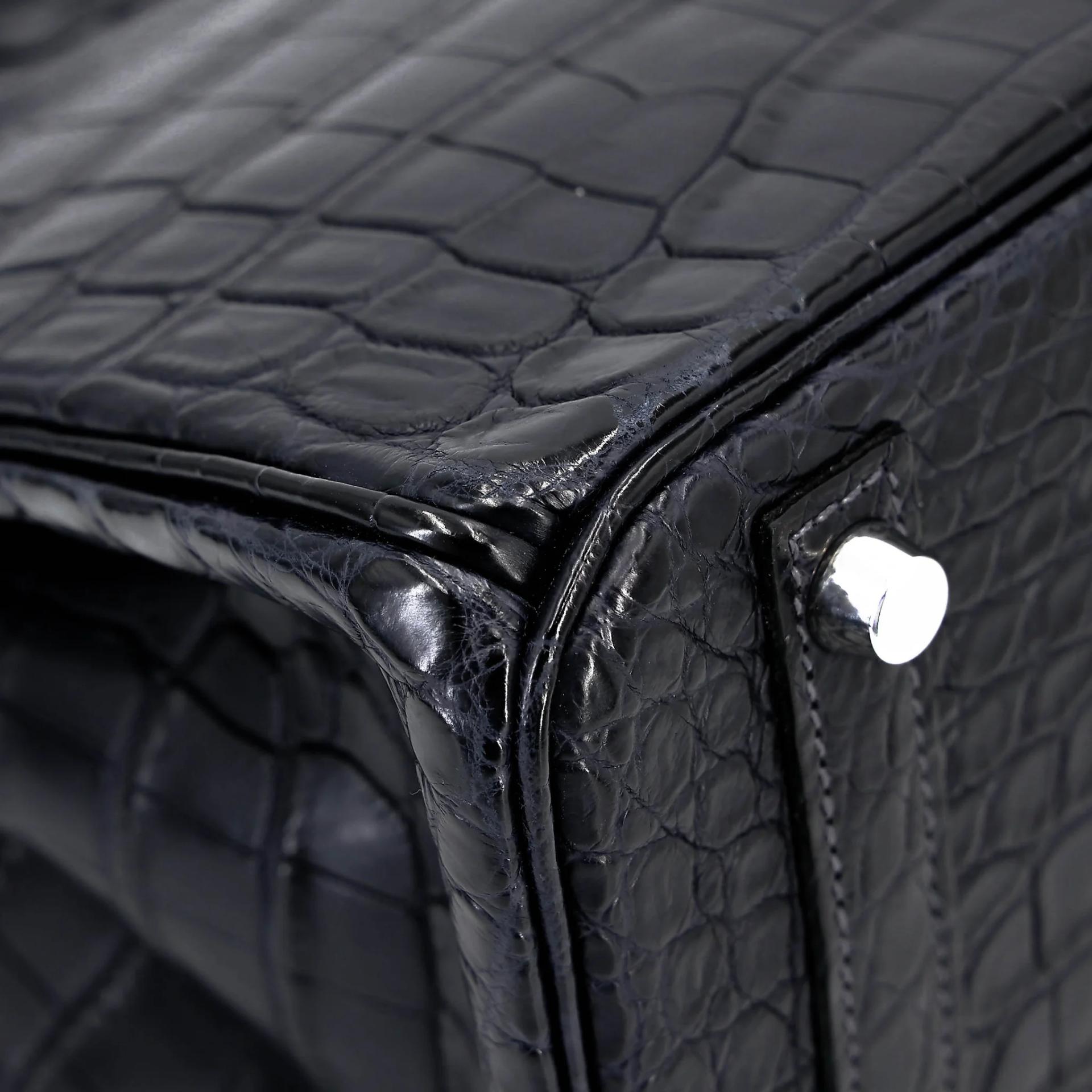 Very Good ( Rank A) HERMÈS Birkin 30 Bleu Indigo (76) Matte Niloticus Crocodile Palladium hardware Square M (2009) - 11