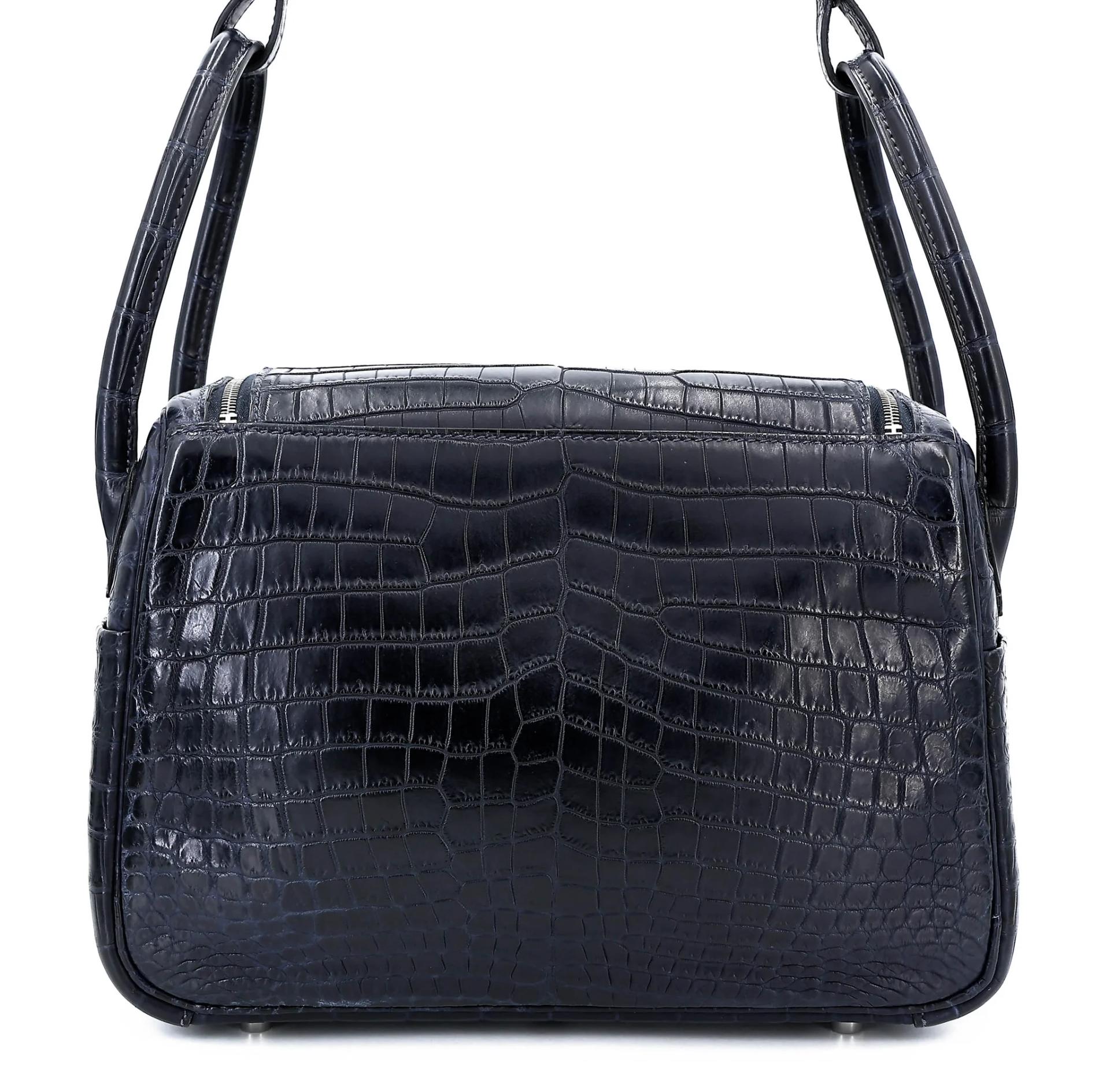 Very Good ( Rank A) HERMÈS Lindy 26 Bleu Indigo (76) Matte Niloticus Crocodile Palladium hardware X (2016) - 2