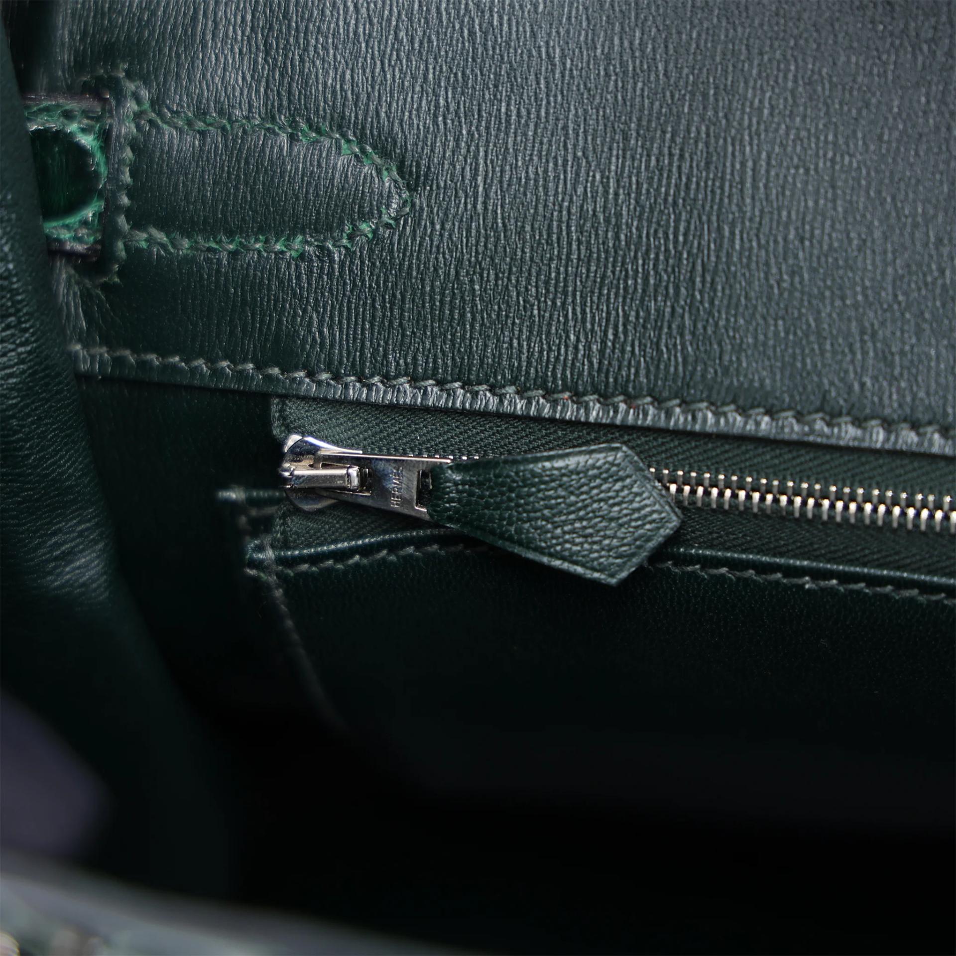 Very Good ( Rank A) HERMÈS Birkin 30 Vert Fonce (67) Shiny Niloticus Crocodile Palladium hardware Square Q (2013) - 18