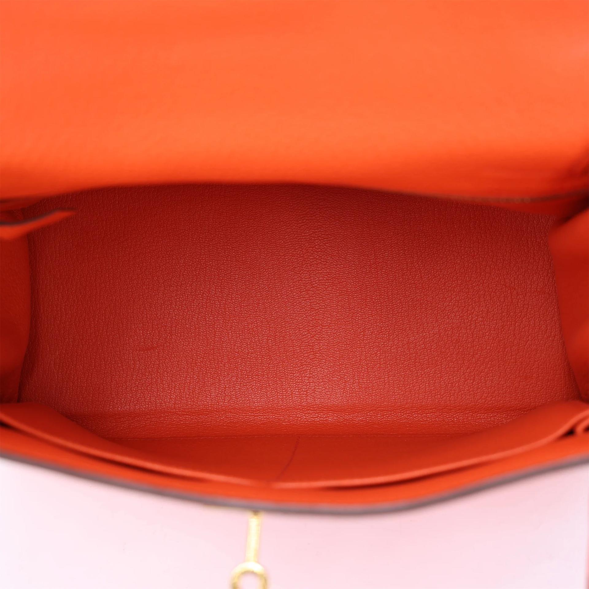 Very Good ( Rank A) HERMÈS Kelly 28 Orange Poppy (8V) Clemence Gold hardware T (2015) - 13