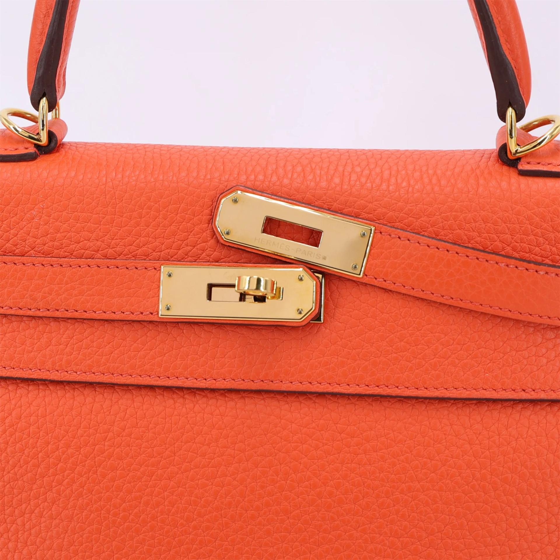 Very Good ( Rank A) HERMÈS Kelly 28 Orange Poppy (8V) Clemence Gold hardware T (2015) - 9