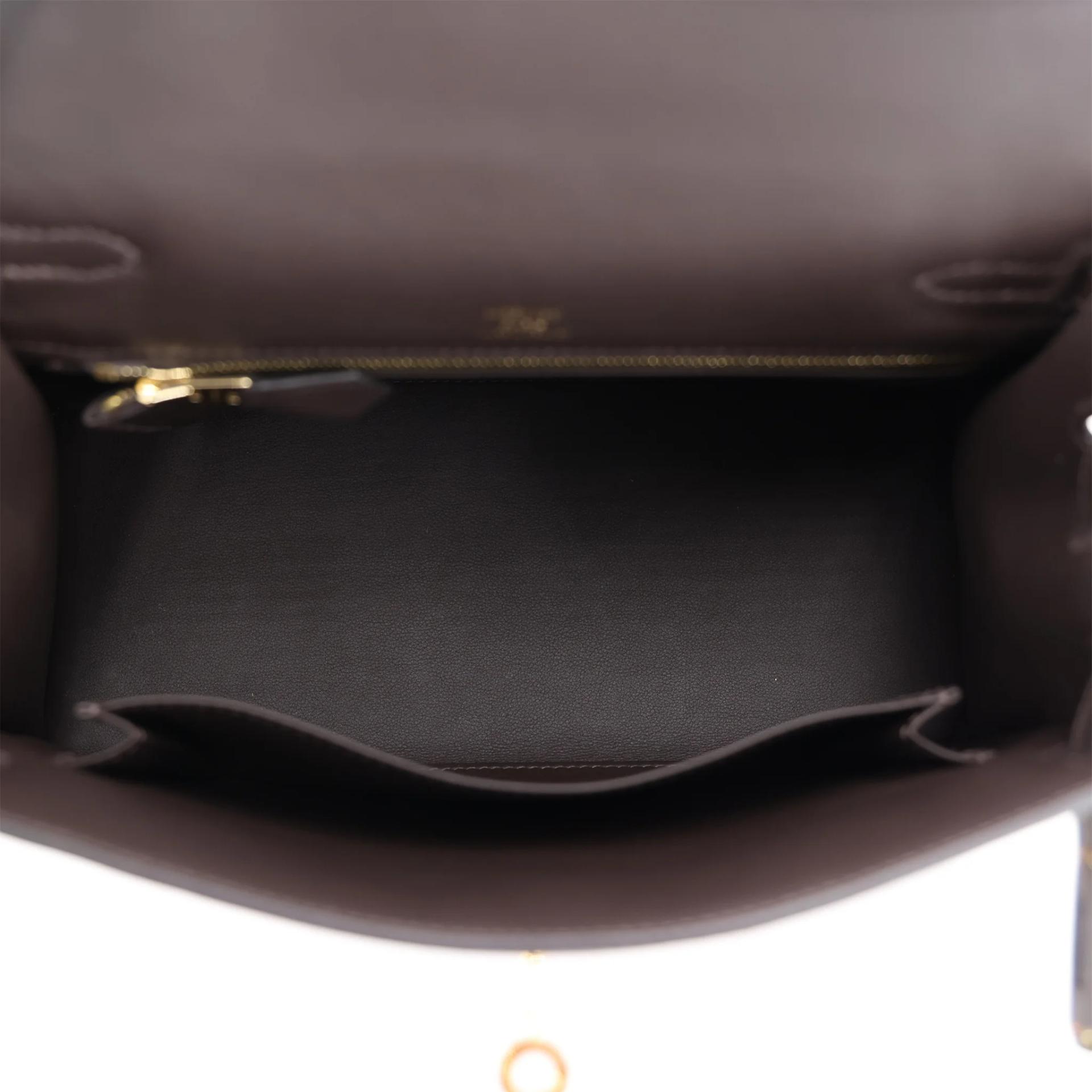 全新 HERMÈS 愛馬仕 Kelly 25 外縫 Ecru色 T3 棗棕色 Bai Brun Toile H 帆布 Swift牛皮 金扣 G刻 2026年 - 12