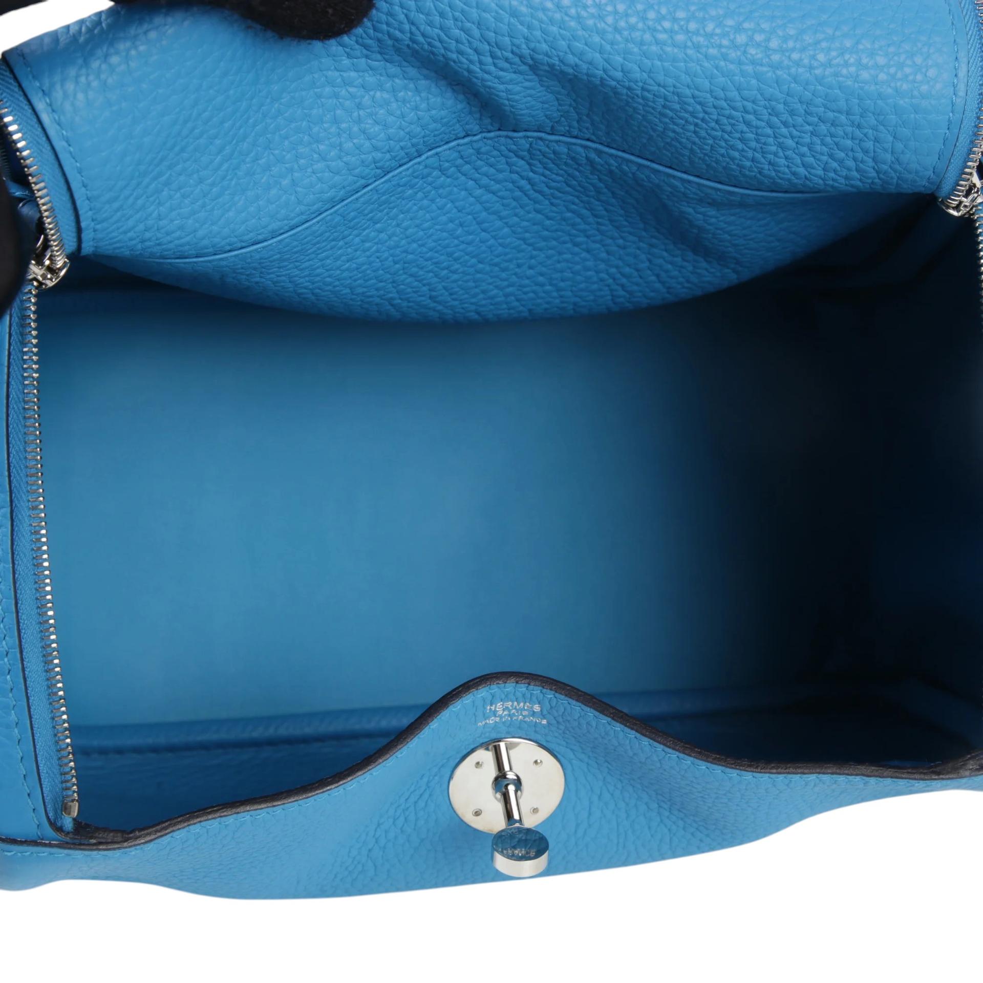 Very Good ( Rank A) HERMÈS Lindy 26 Bleu Frida (0F) Clemence Palladium hardware Z (2021) - 11