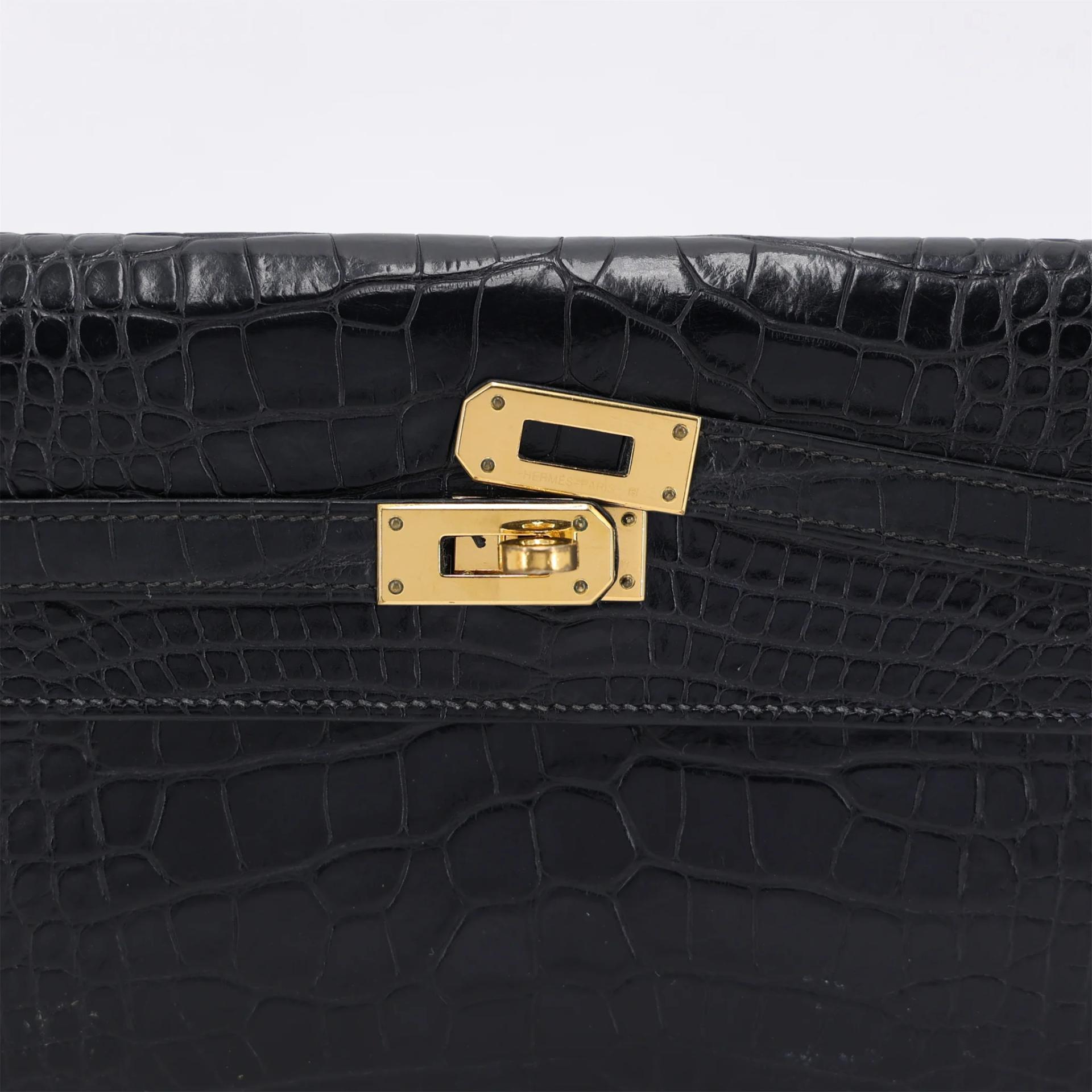 Good ( Rank AB) HERMÈS Kelly Wallet Noir (89) Matte Alligator Gold hardware A (2017) - 7