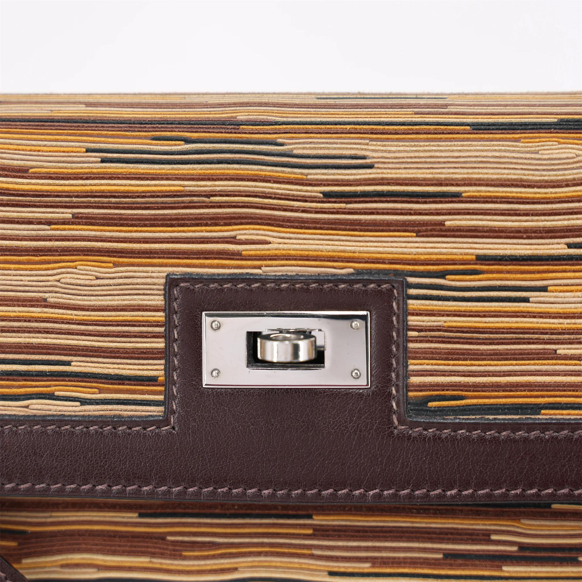 Very Good ( Rank A) HERMÈS Limited Edition Kelly 32 Marron Glace Box-calf Vibrato Palladium hardware Square C (1999) - 11