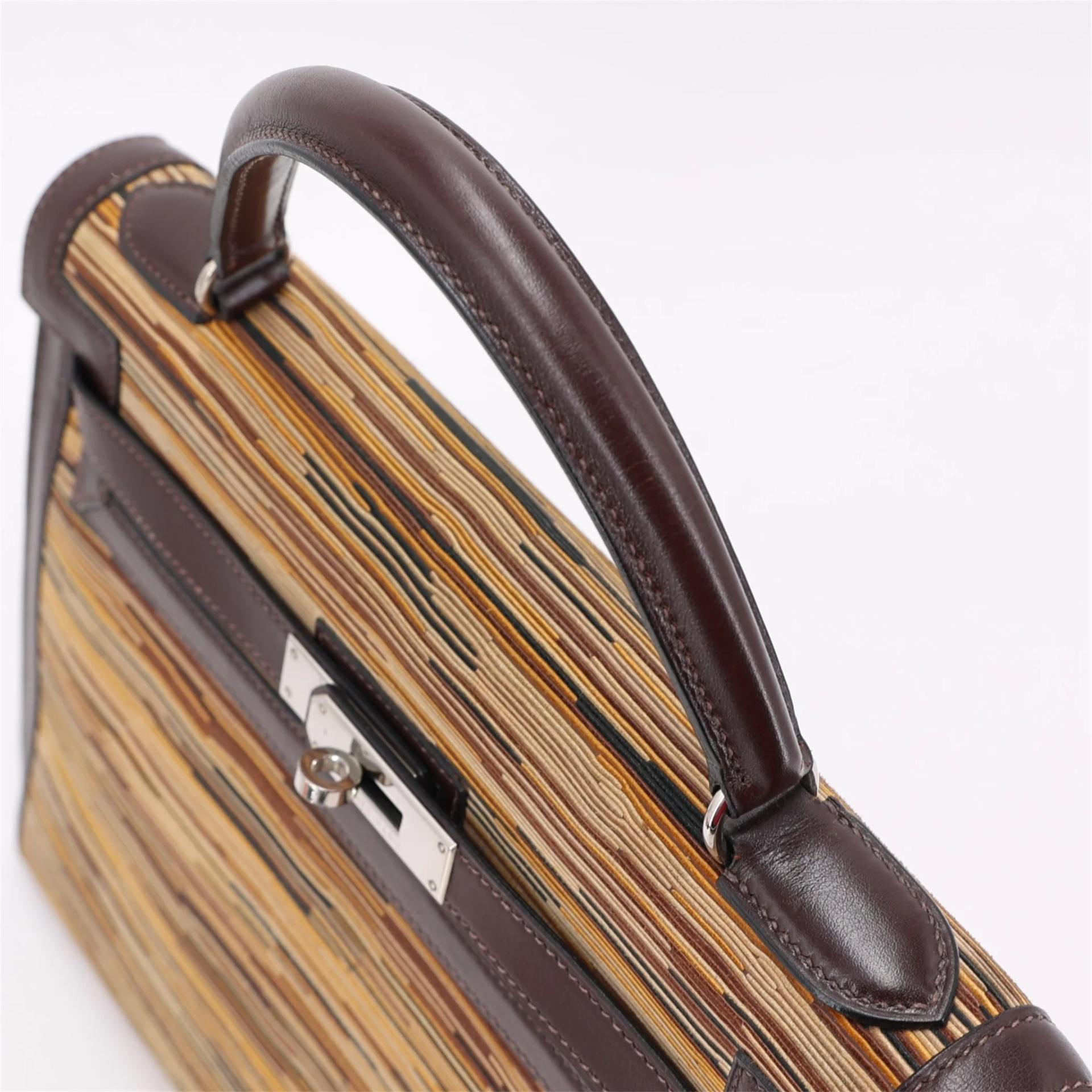 Very Good ( Rank A) HERMÈS Limited Edition Kelly 32 Marron Glace Box-calf Vibrato Palladium hardware Square C (1999) - 3