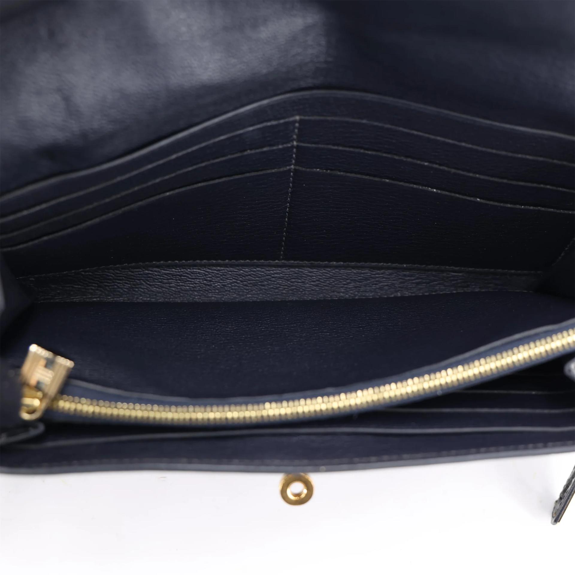 Good ( Rank AB) HERMÈS Kelly Wallet Noir (89) Matte Alligator Gold hardware A (2017) - 12